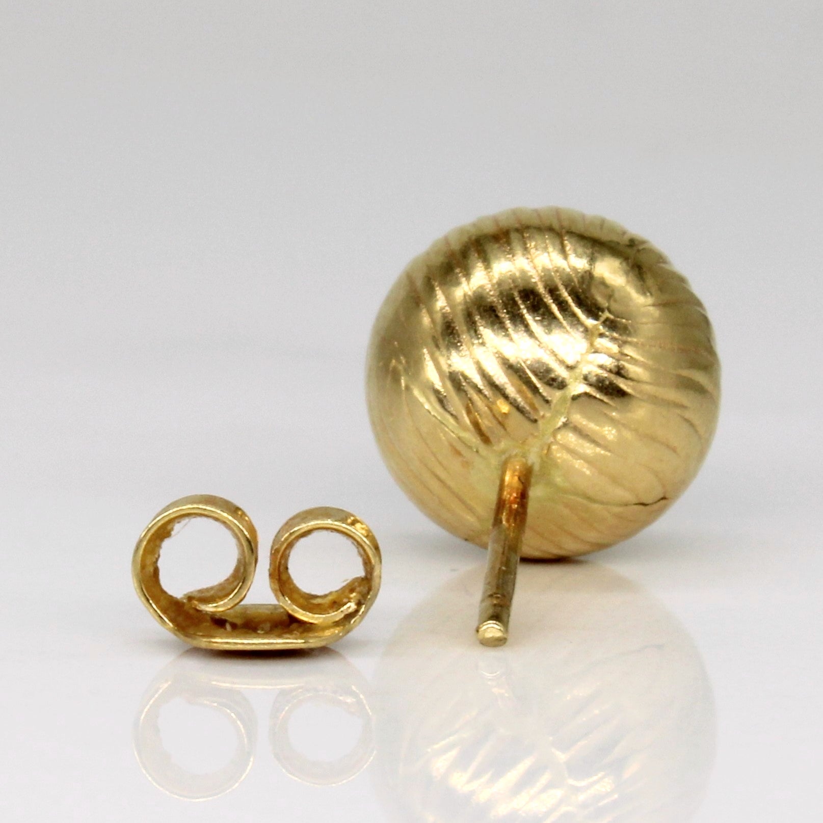 18k Yellow Gold Sphere Stud Earrings