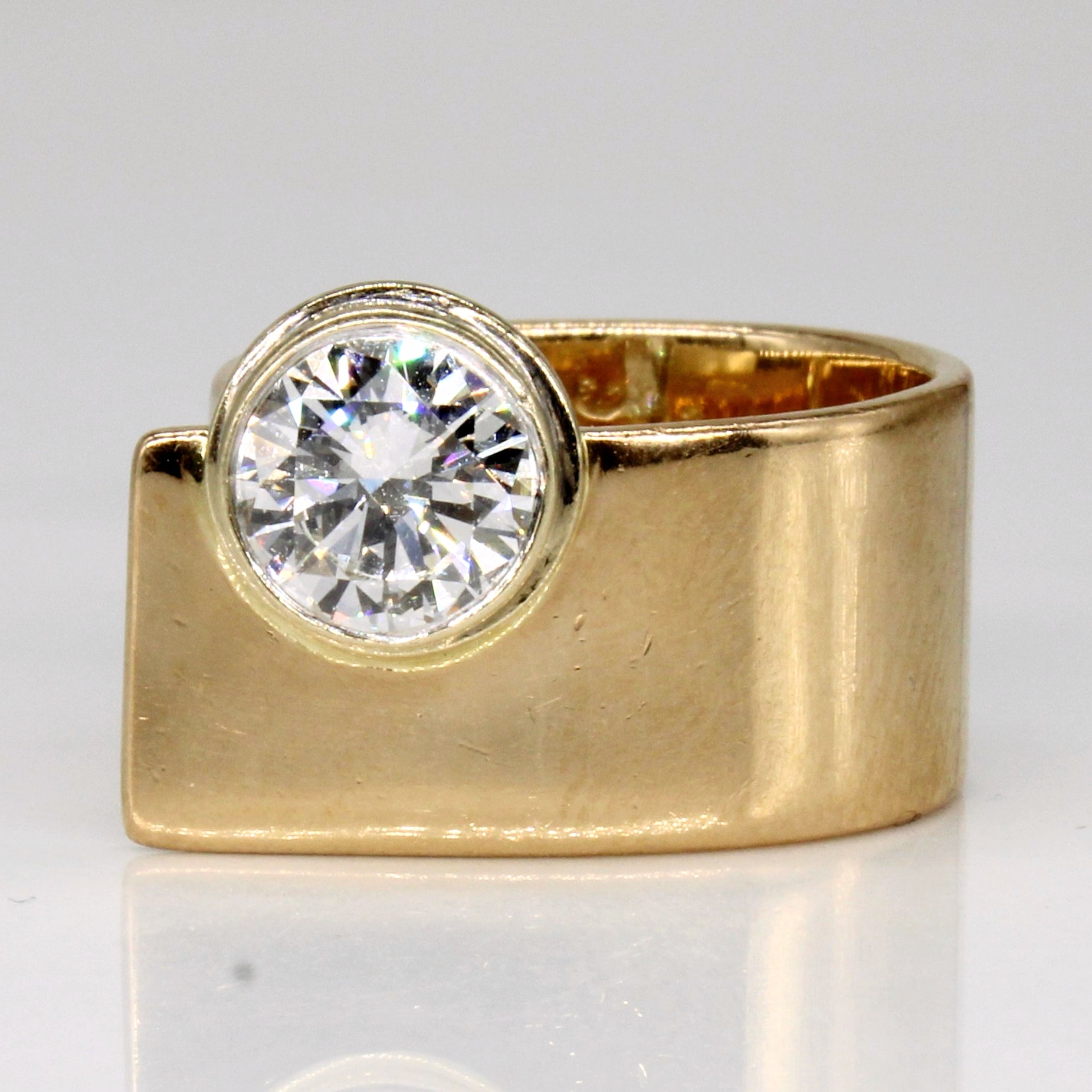 Diamond Solitaire Wide Band 18k Ring | 1.10ct | SZ 5 |