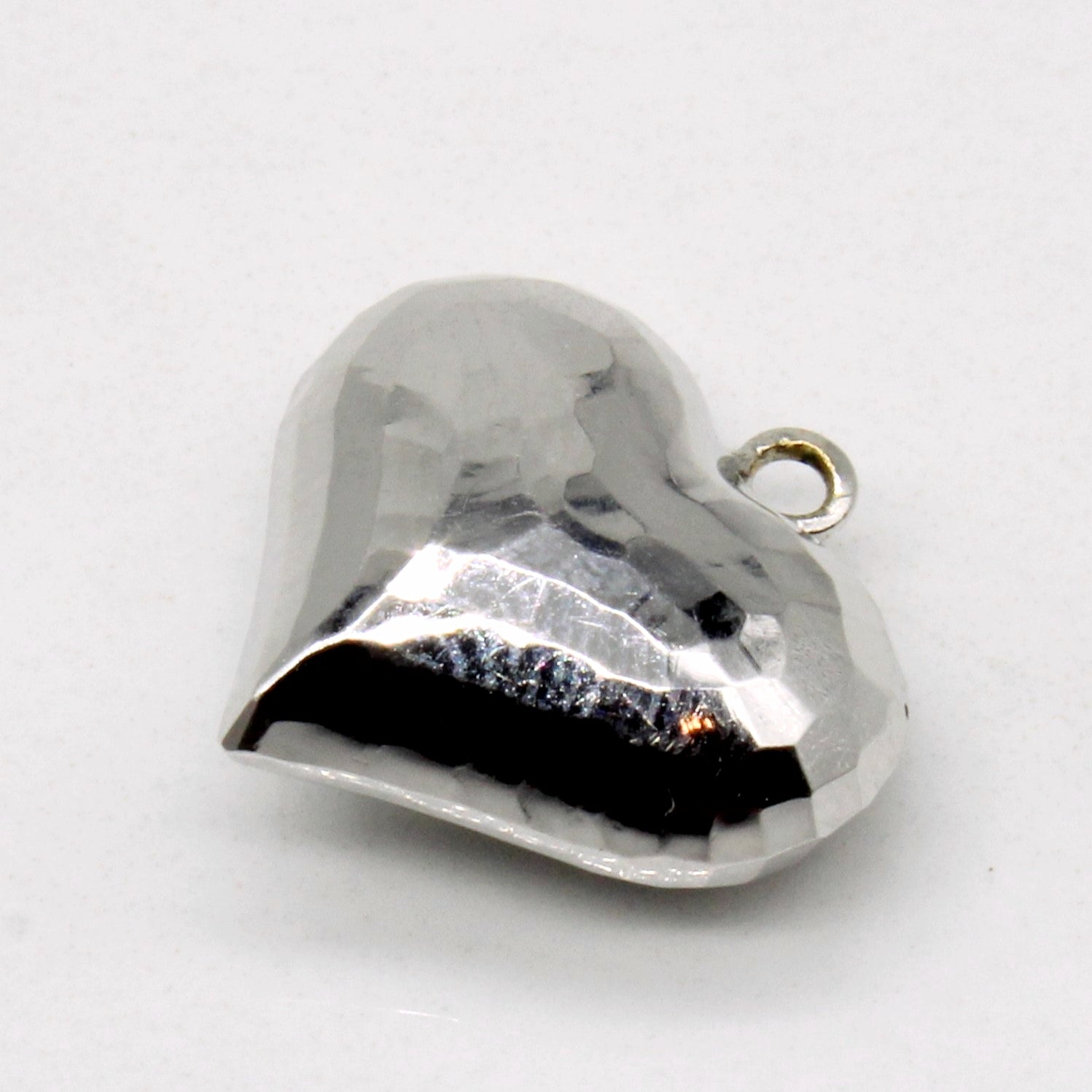14k White Gold Heart Pendant