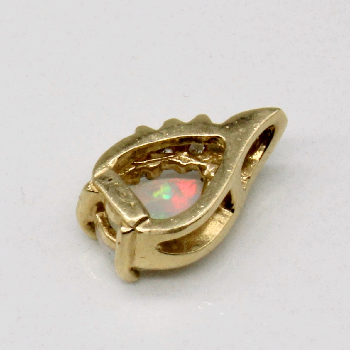 Opal & Diamond Pendant | 0.27ct, 0.06ctw |