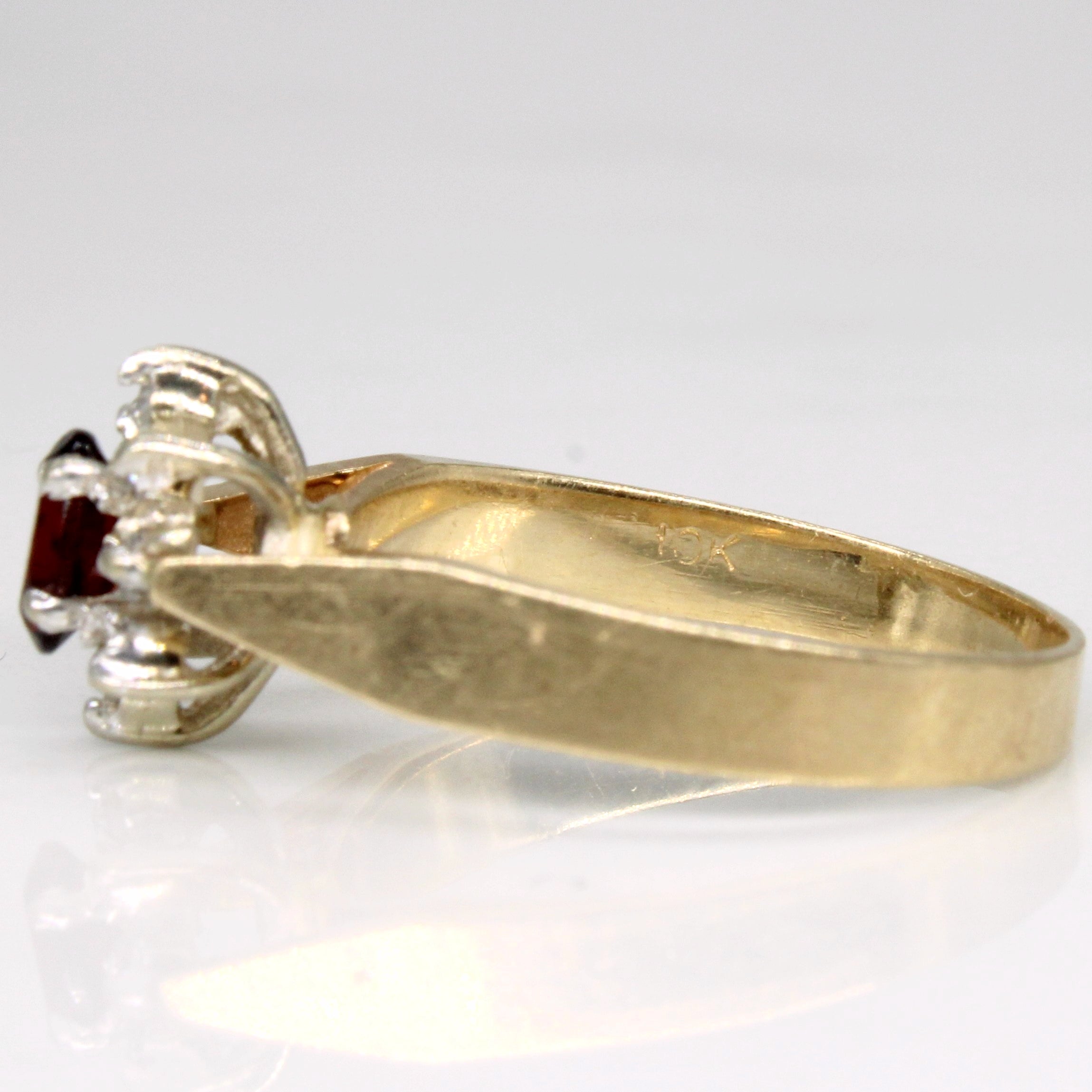 Garnet & Diamond Halo Ring | 0.20ct, 0.04ctw | SZ 5.5 |