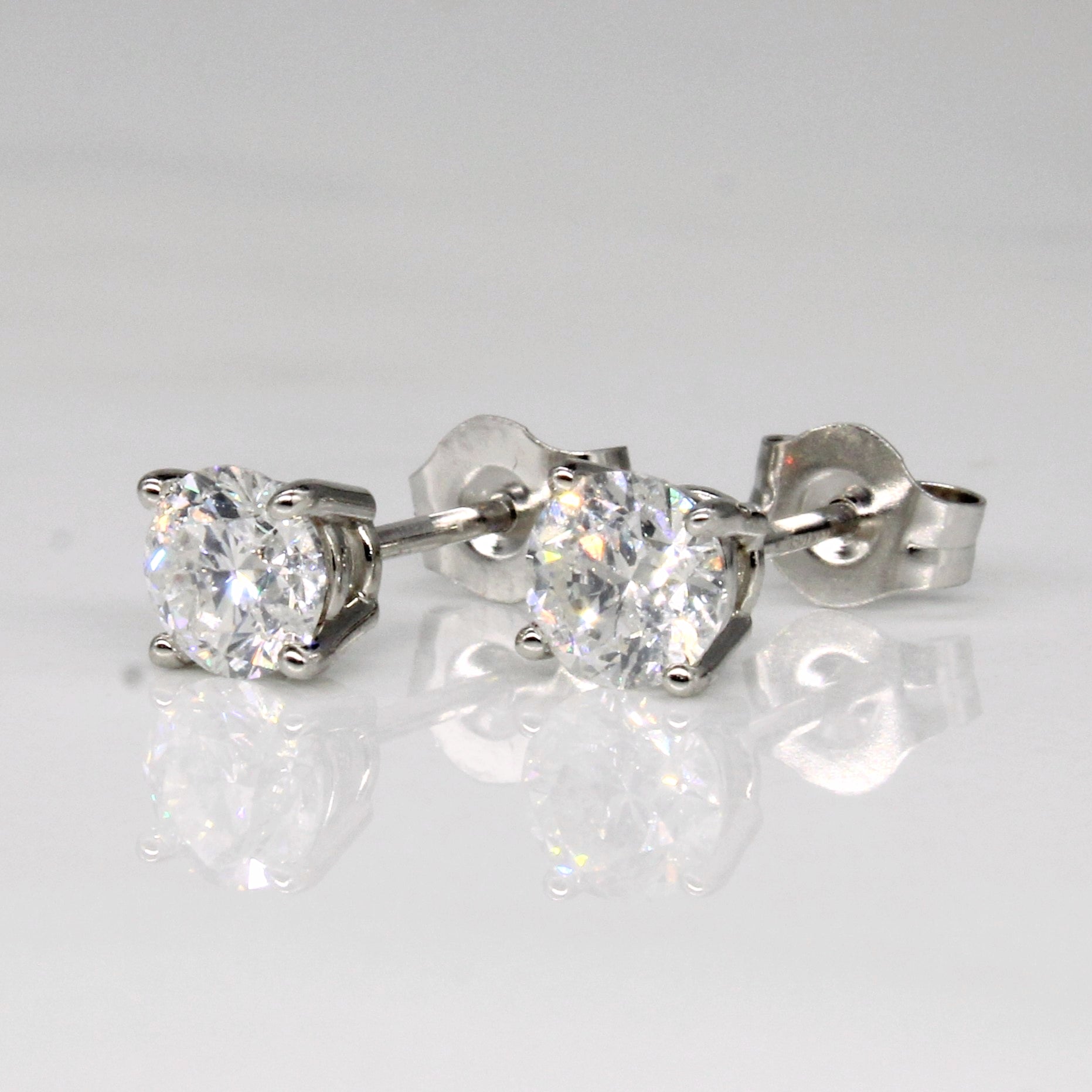 Diamond Stud 14k Earrings | 0.66ctw |