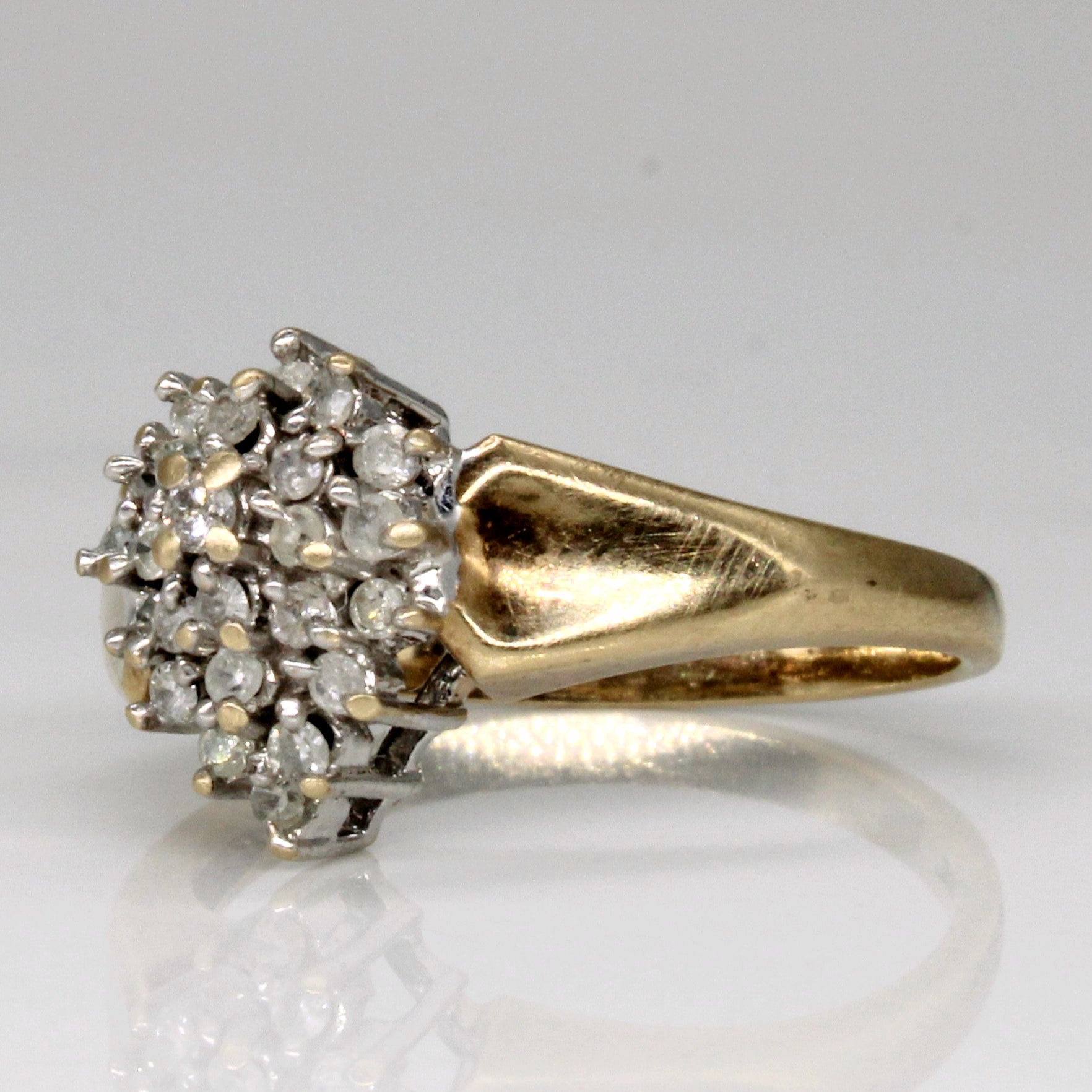 Diamond Cluster Ring | 0.25ctw | SZ 6.5 |