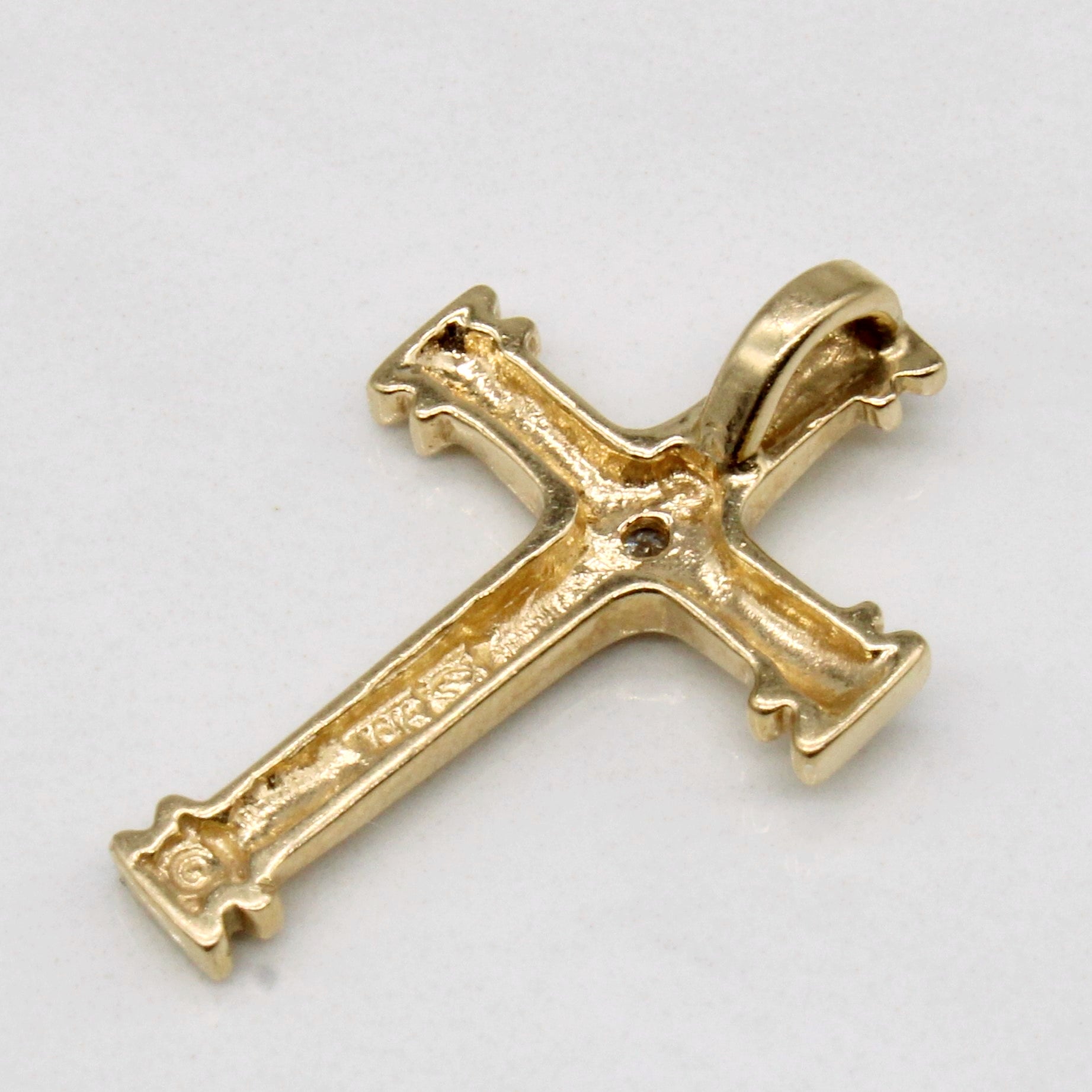 Diamond Cross Pendant | 0.01ct |