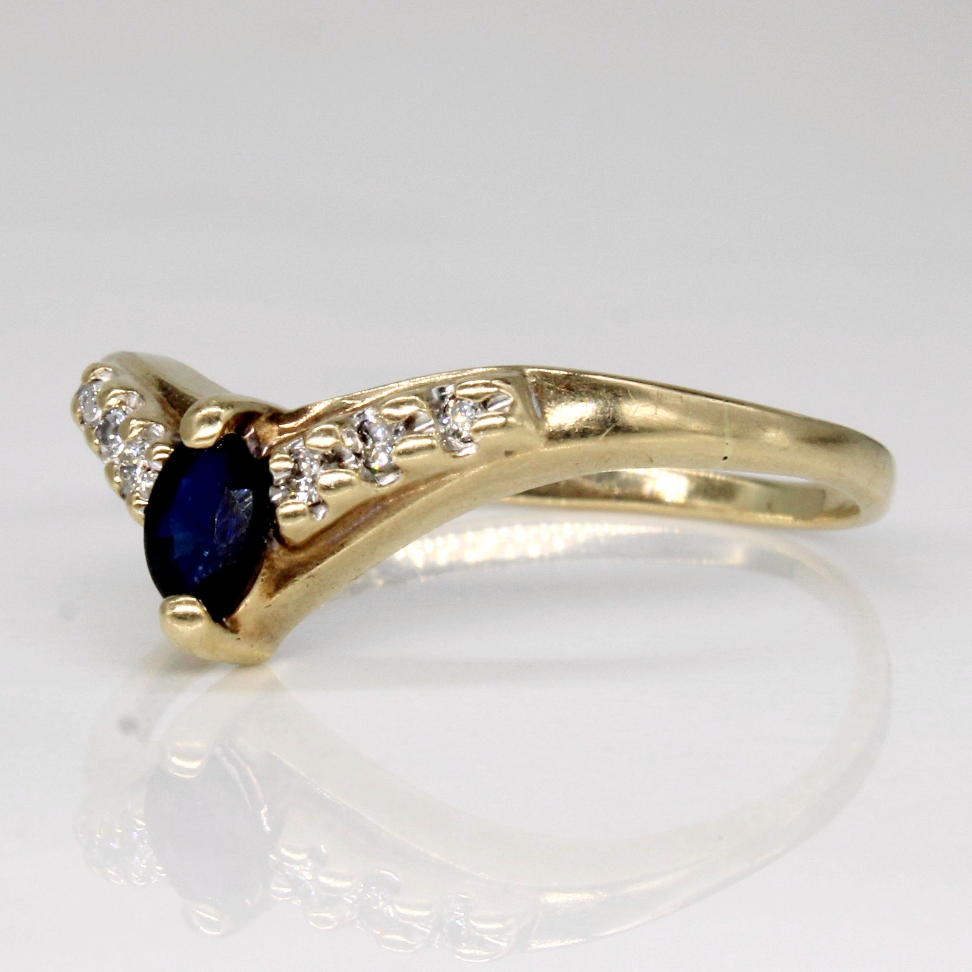Sapphire & Diamond Chevron Ring | 0.20ct, 0.03ctw | SZ 8.5 |