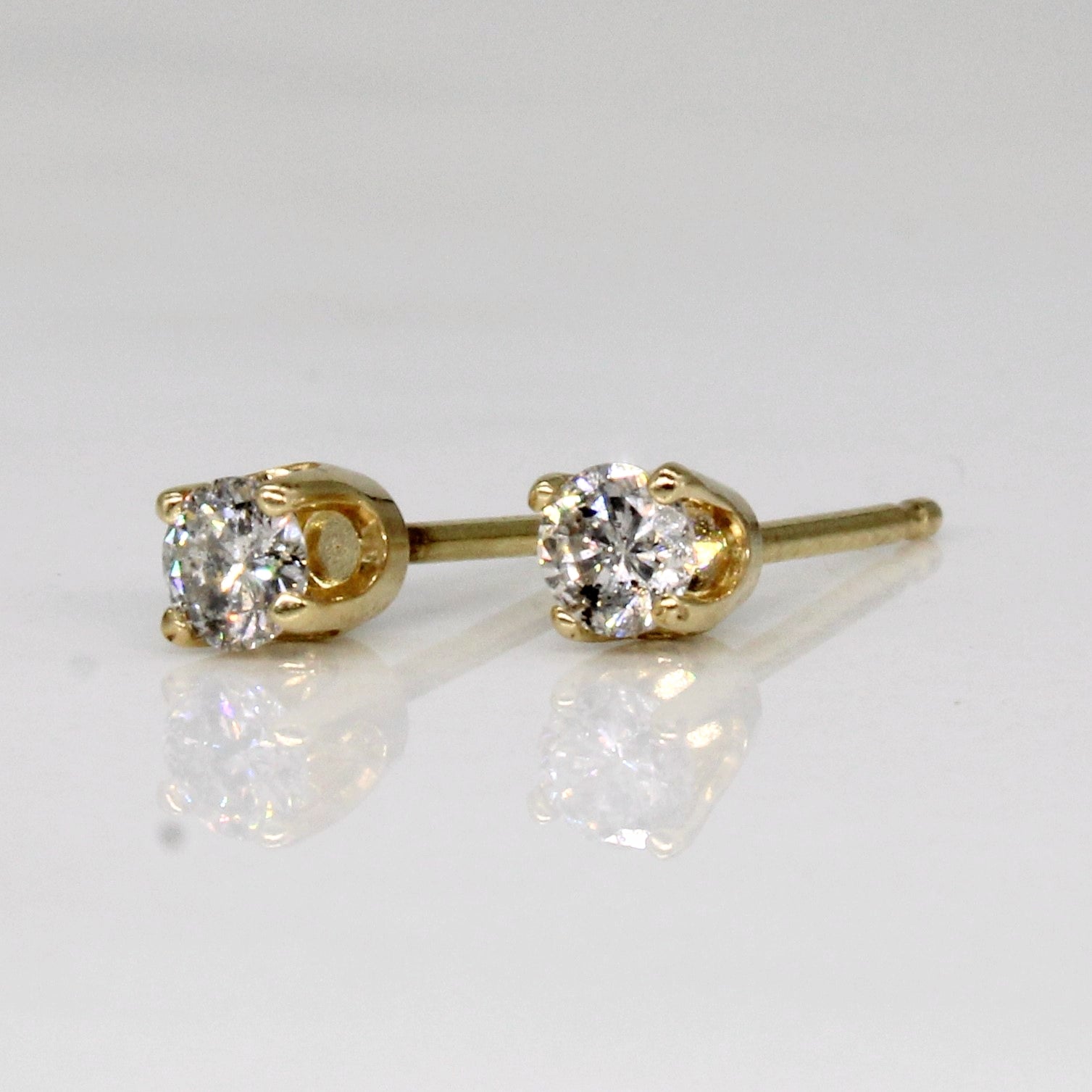 Diamond Stud 14k Earrings | 0.18ctw |