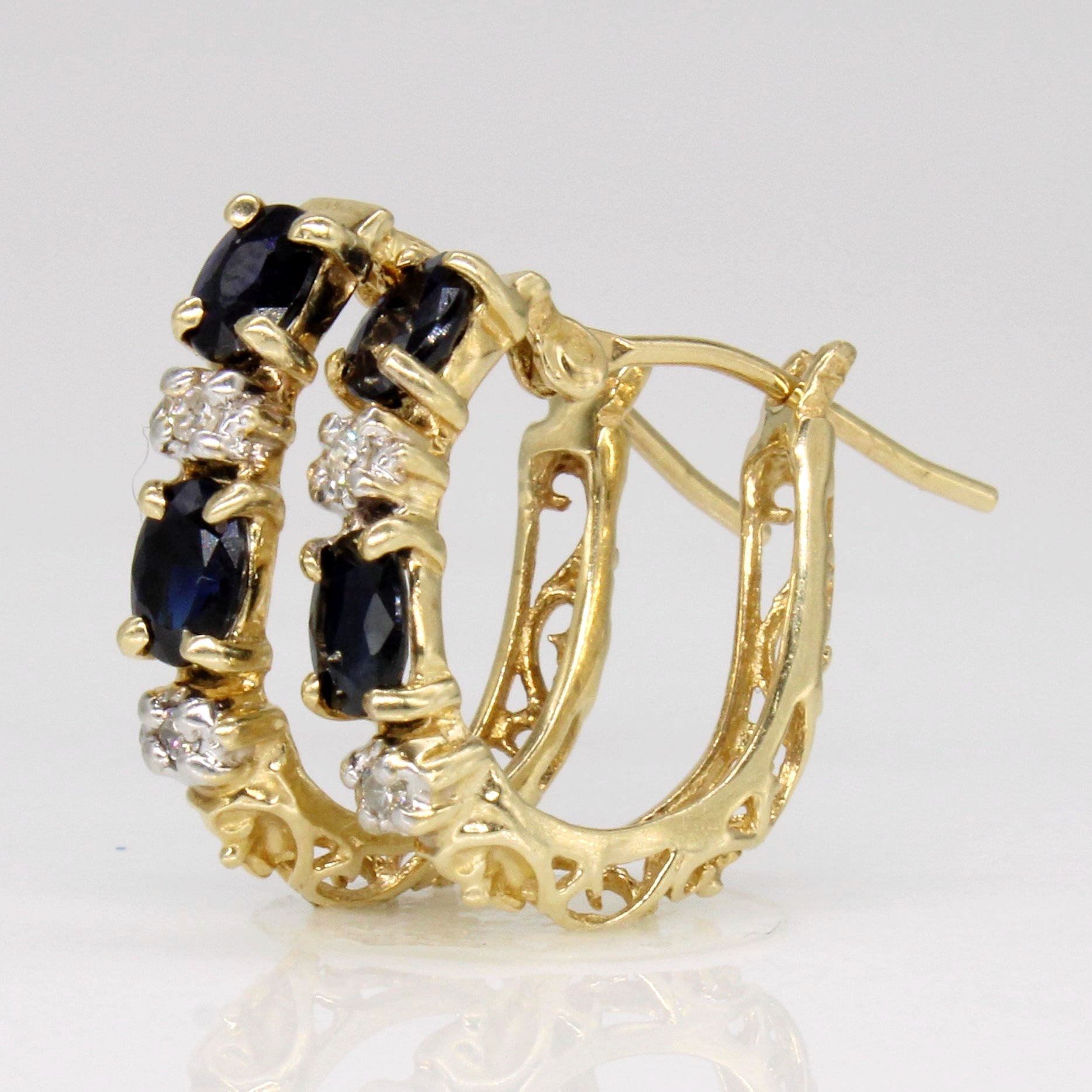Boucles d'oreilles créoles saphir et diamant | 0,80 ct, 0,02 ct | 