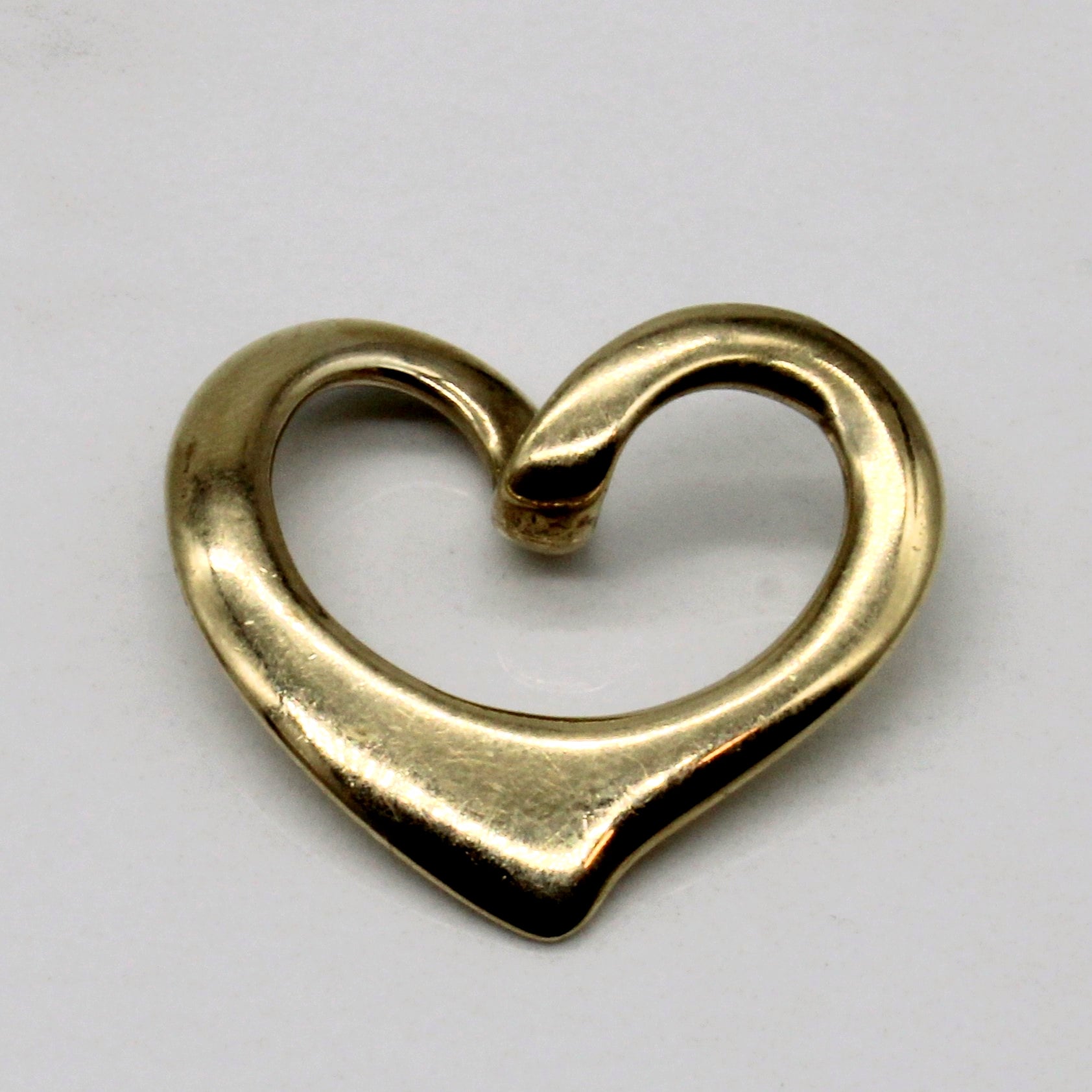 9k Yellow Gold Heart Pendant