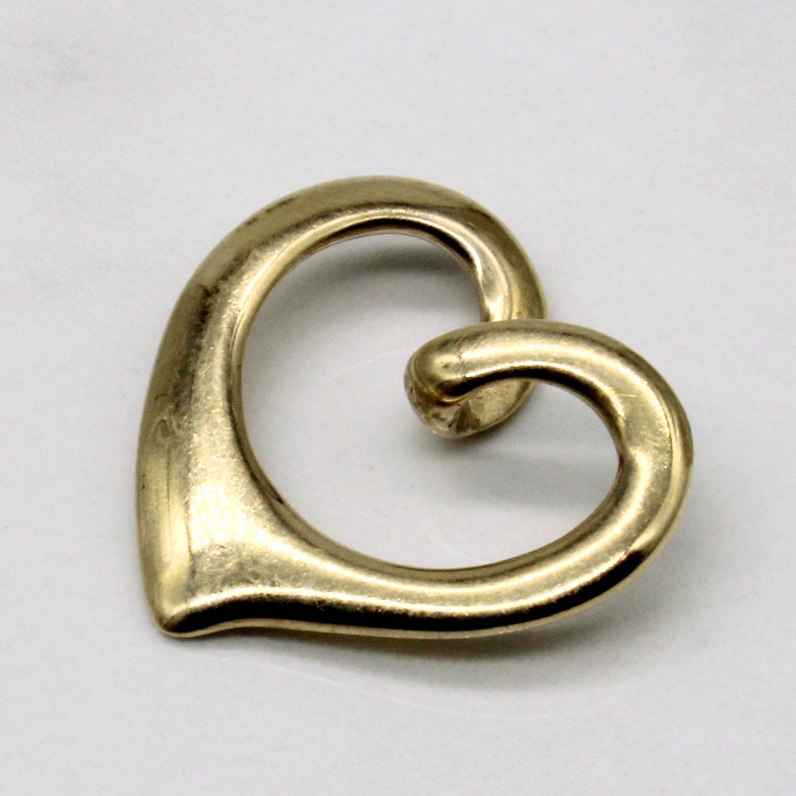 9k Yellow Gold Heart Pendant