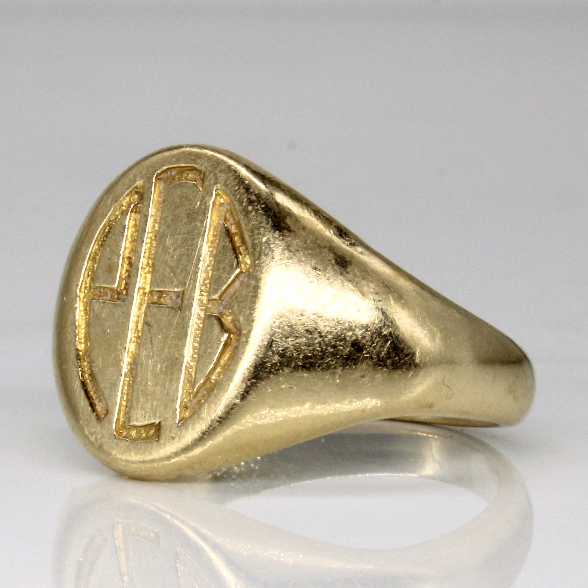 14k Yellow Gold Initial Ring | SZ 9.75 |