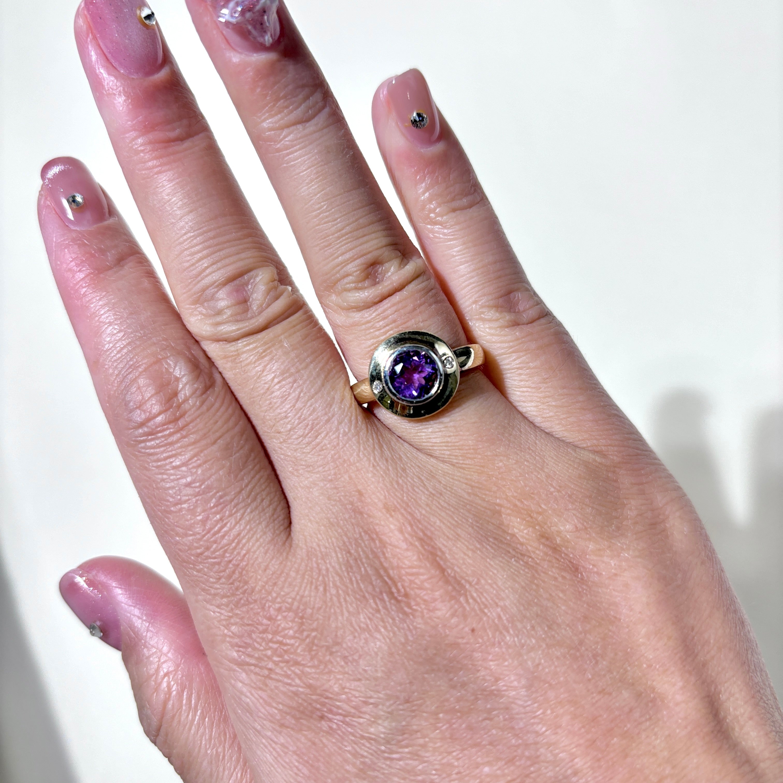 14K Yellow Gold Bezel Set Amethyst Ring | 1.00ct, 0.03ctw | SZ 6.75