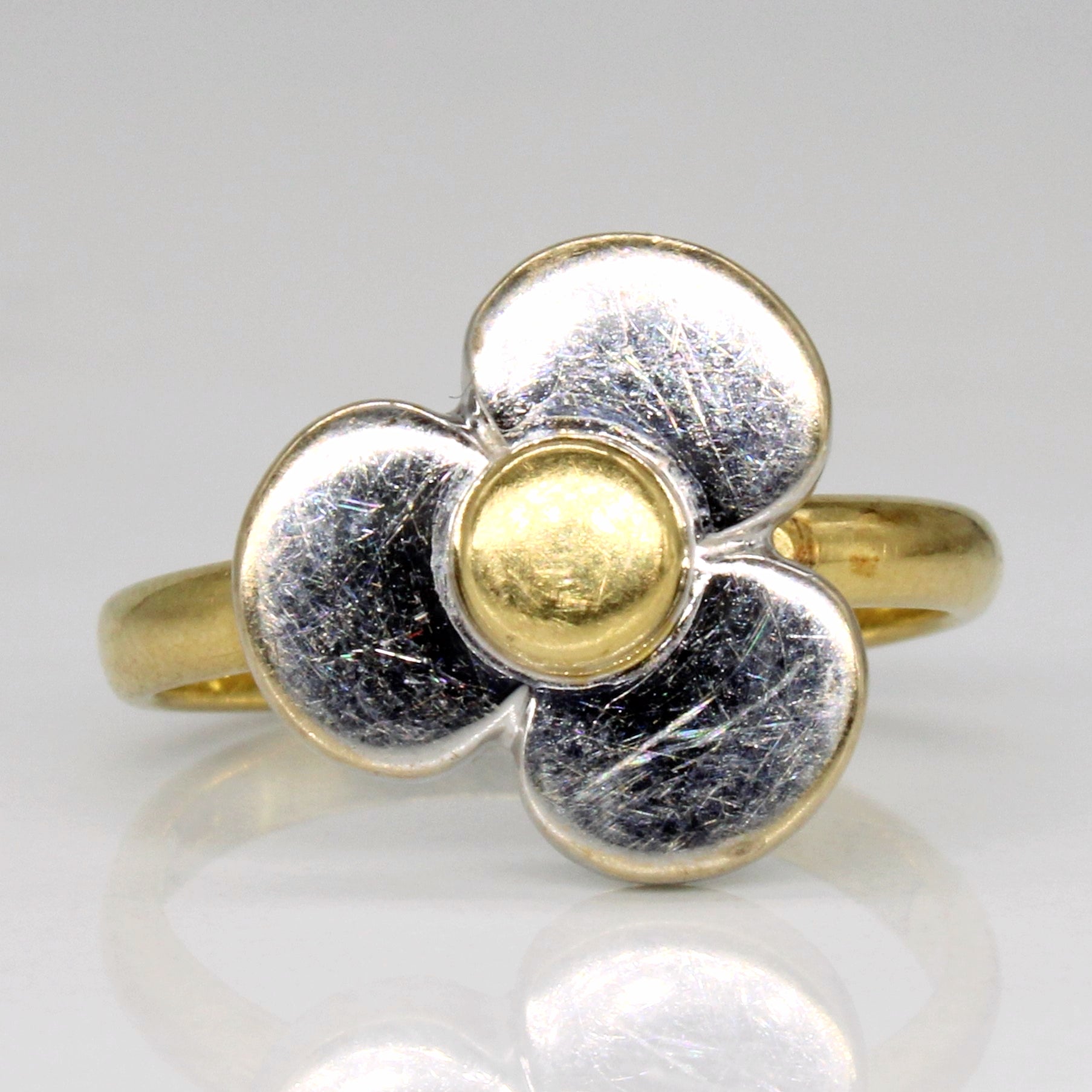 18k Two Tone Gold Flower Ring | SZ 5.5 |