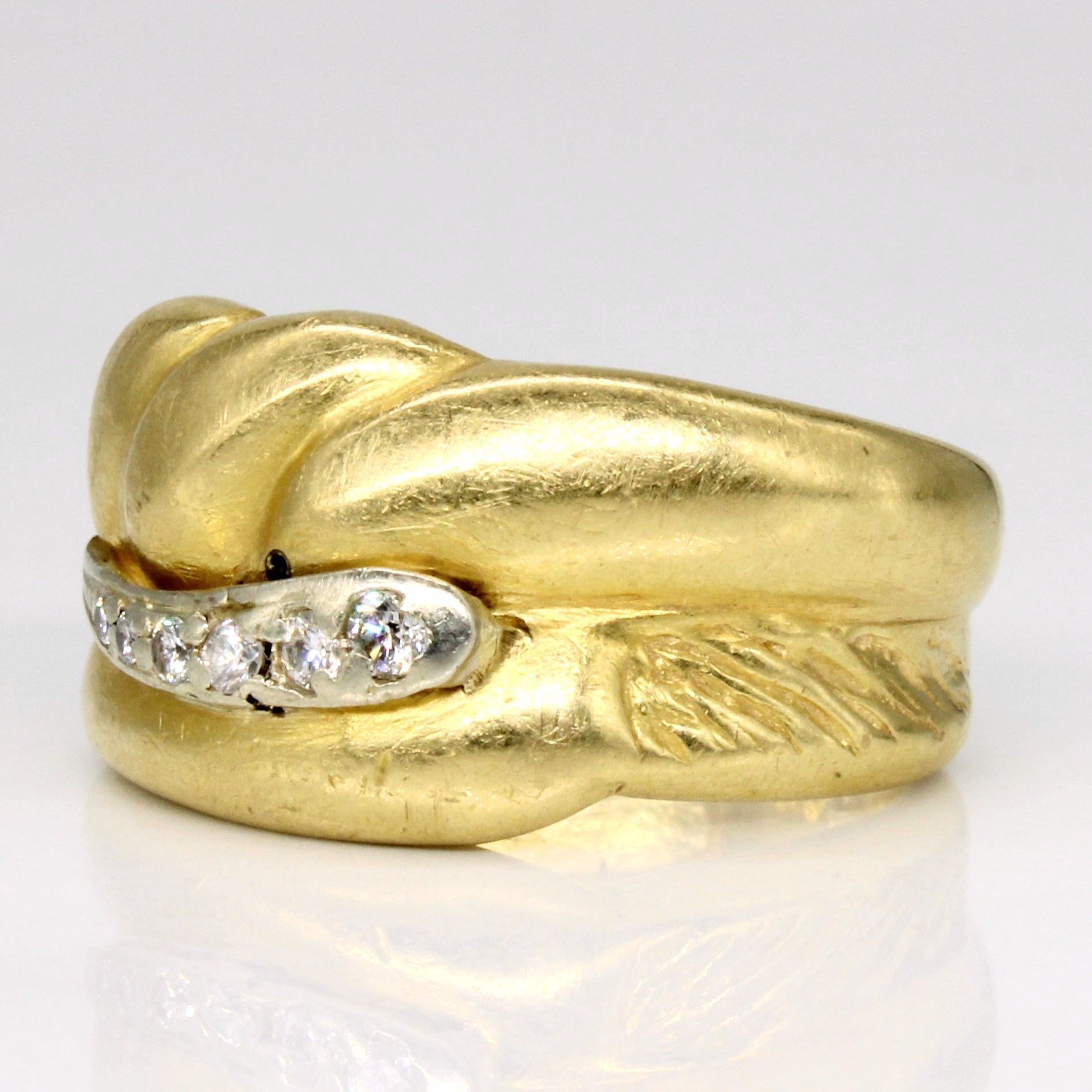 Diamond Cocktail Ring | 0.08ctw | SZ 6.75 |