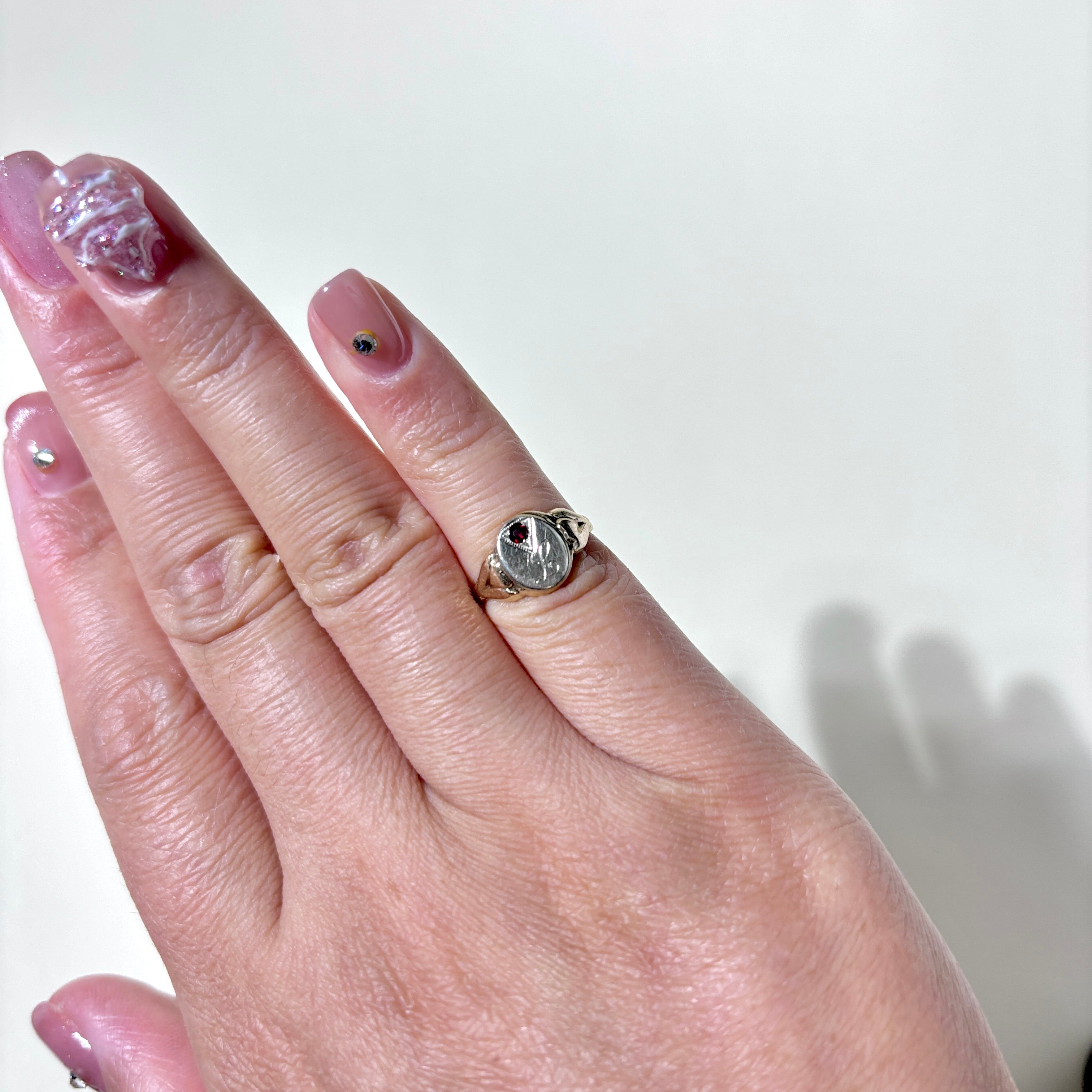 10K Yellow Gold Synthetic Red Stone Signet "L" Ring | SZ 1.75 |
