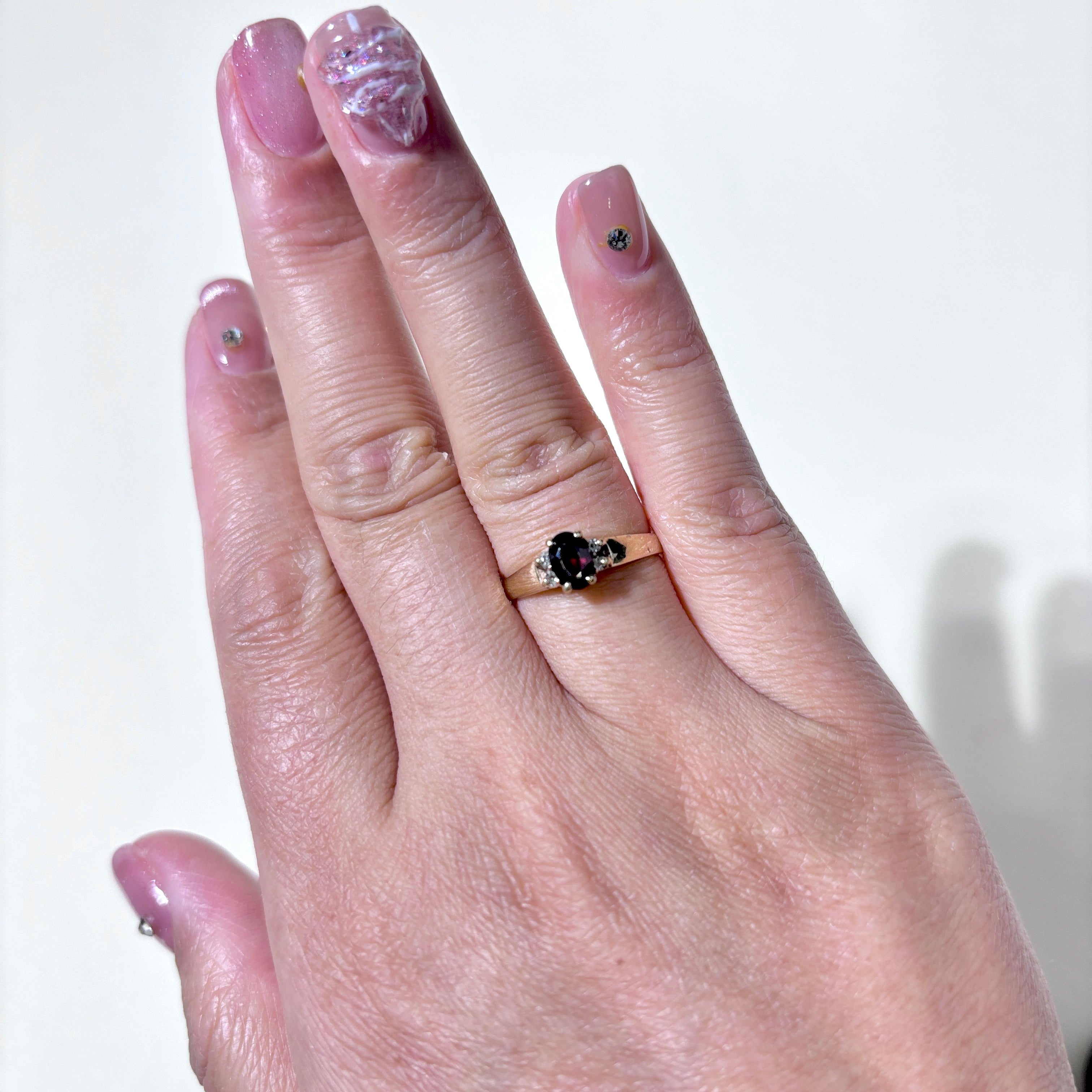 10K Yellow Gold Garnet & Diamond Ring | 0.47ct, 0.04ctw | SZ 9.5 |