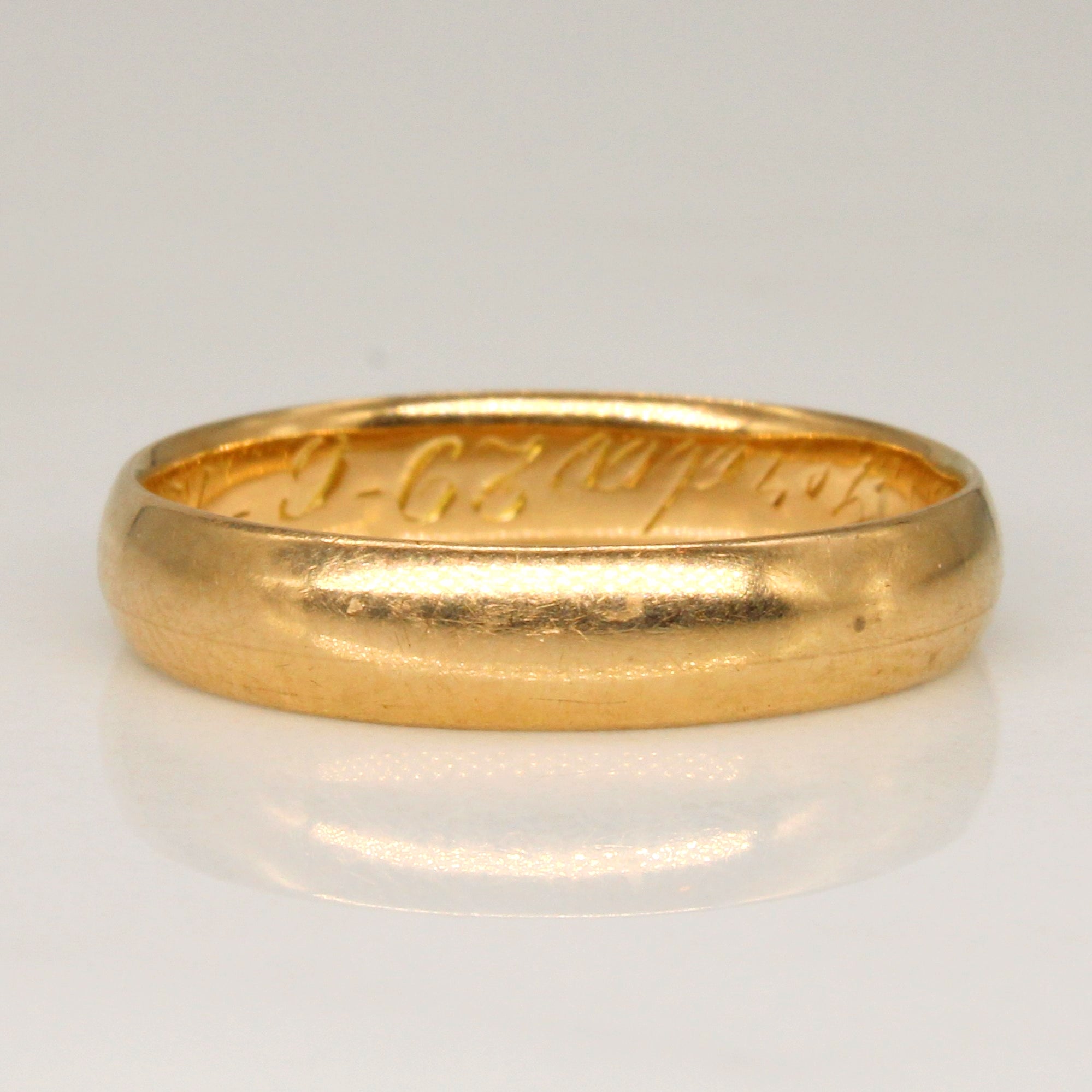 14k Yellow Gold Band | SZ 7.25 |