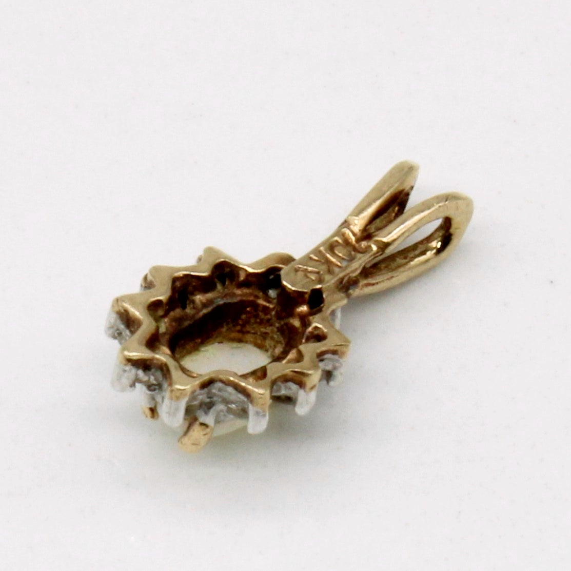 Opal & Diamond Pendant | 0.15ct, 0.05ctw |