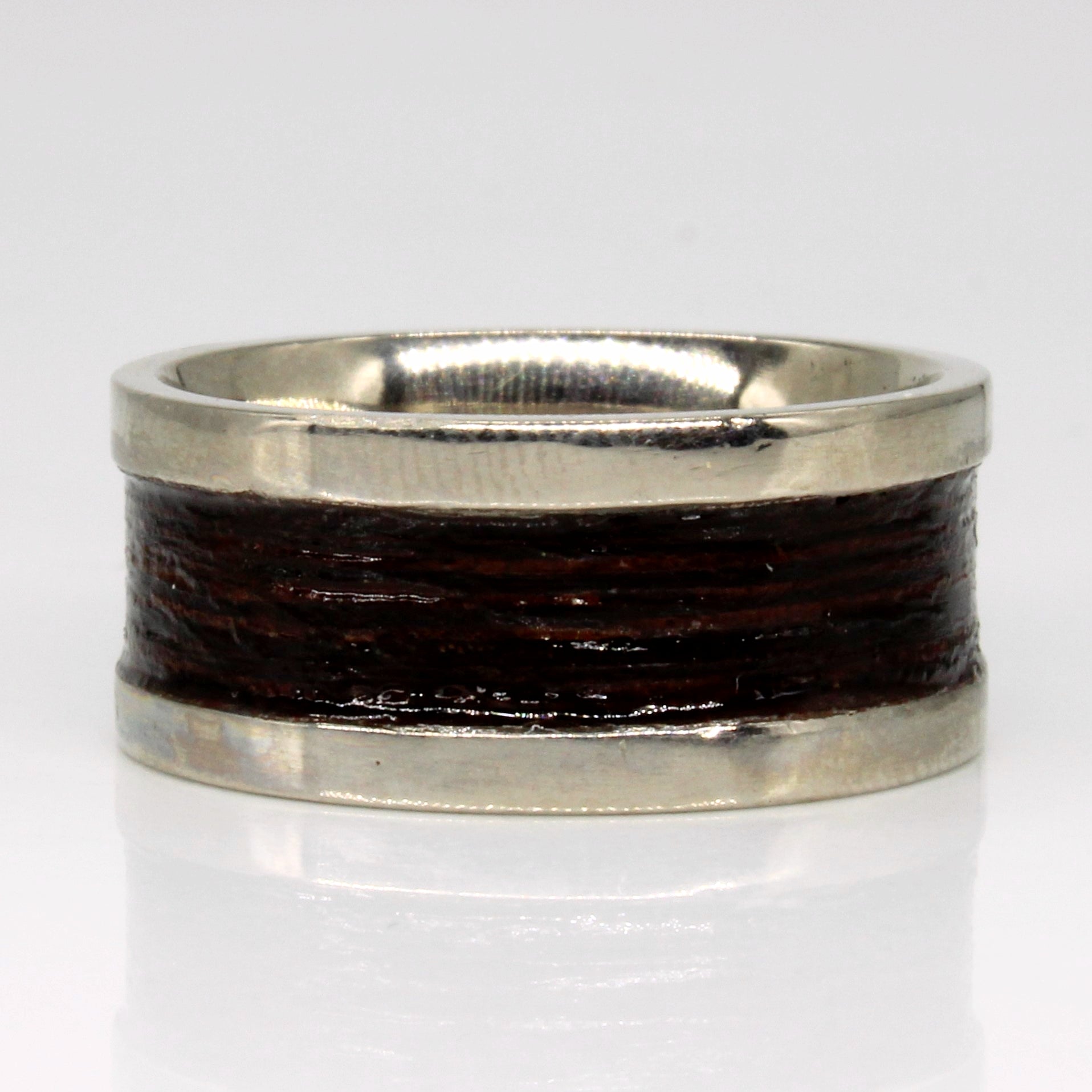 18k White Gold Enamel Ring | SZ 8.5 |