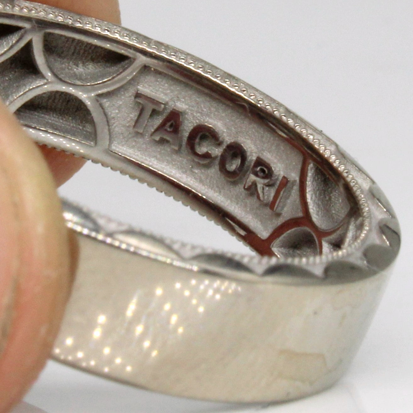 Tacori' 18k White Gold Ring | SZ 9.5 |