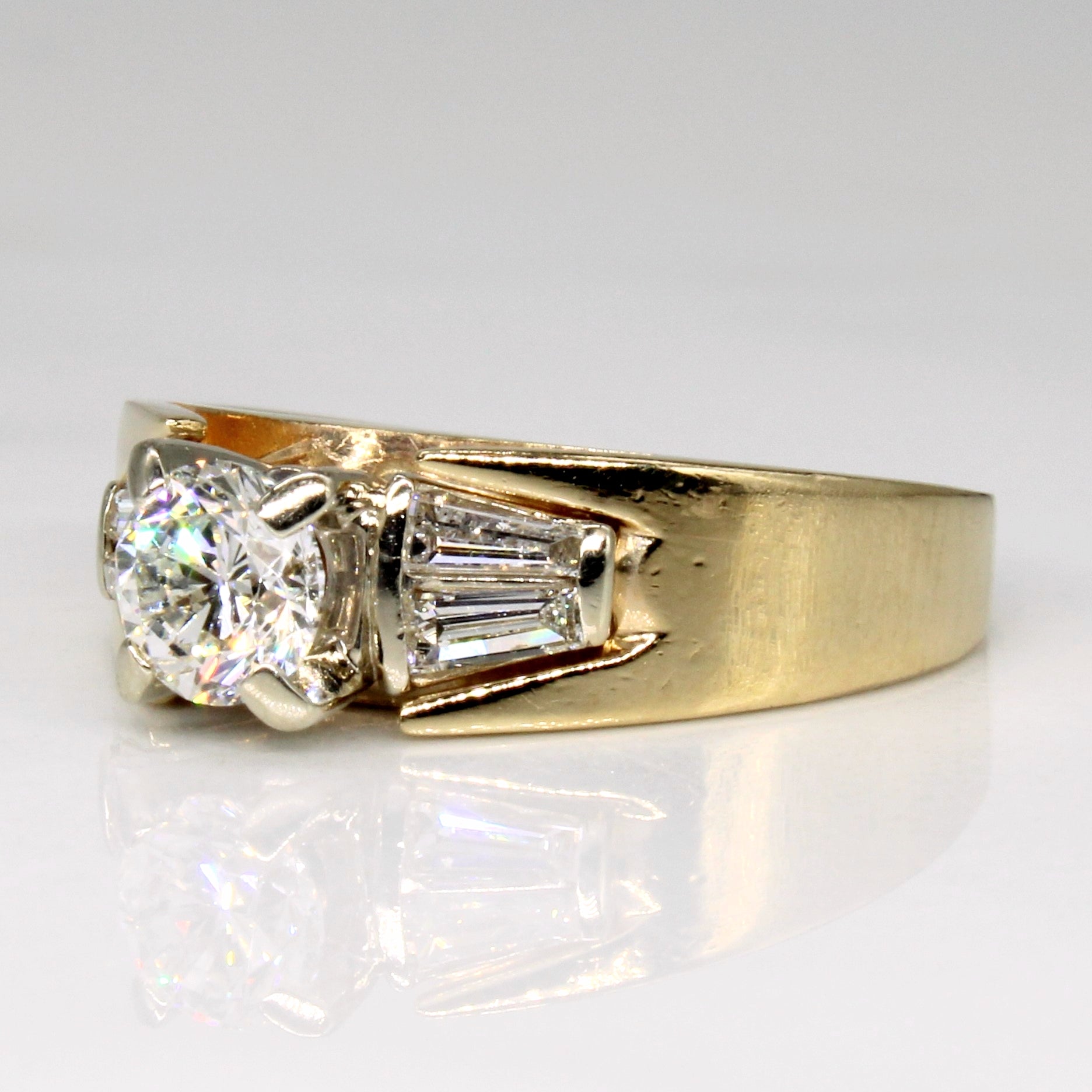Diamond Engagement Ring | 0.80ctw | SZ 5.5 |