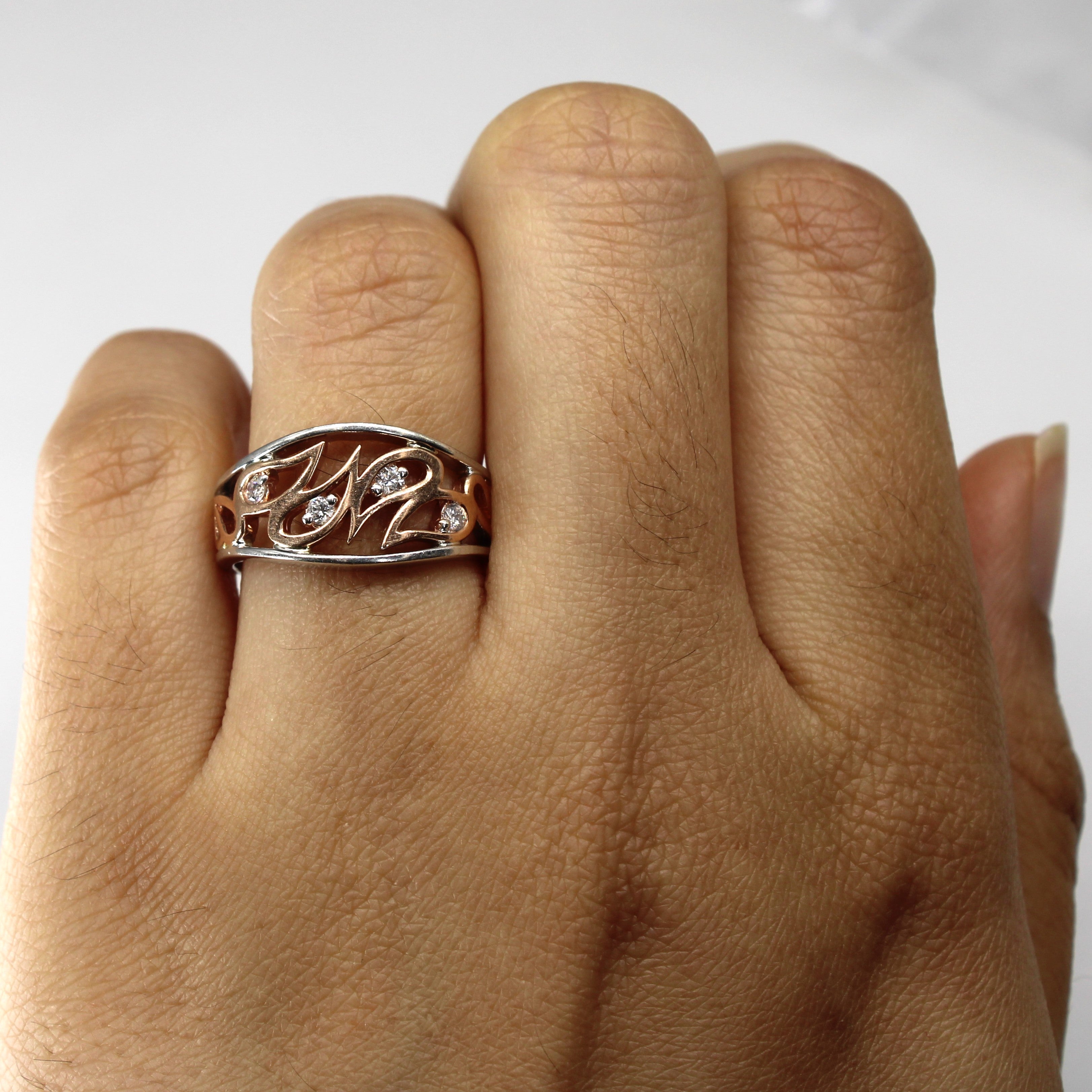 Textured Two Tone Gold Diamond Ring | 0.12ctw | SZ 6.5 |
