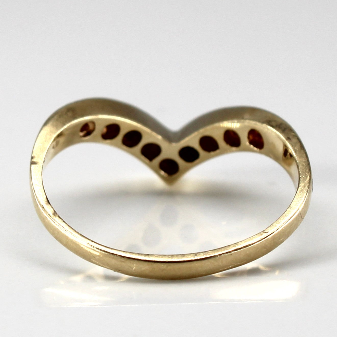 Diamond Chevron Ring | 0.05ctw | SZ 7.25 |