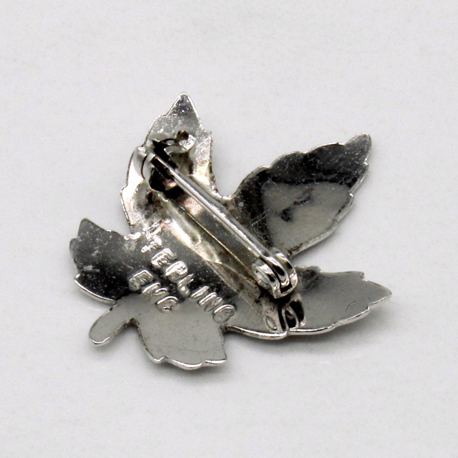 Sterling Silver Maple Leaf Pin