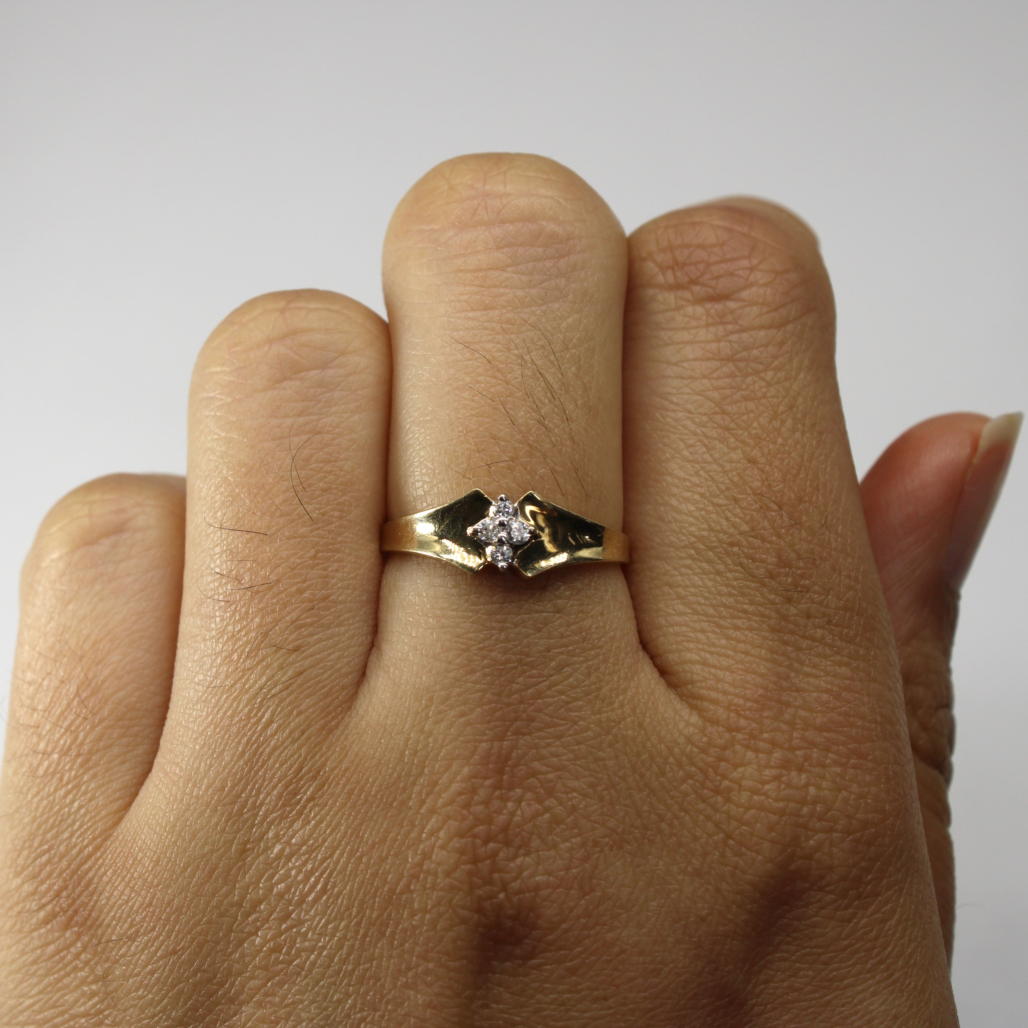 Cluster Diamond Gold Ring | 0.04ctw | SZ 6.75 |