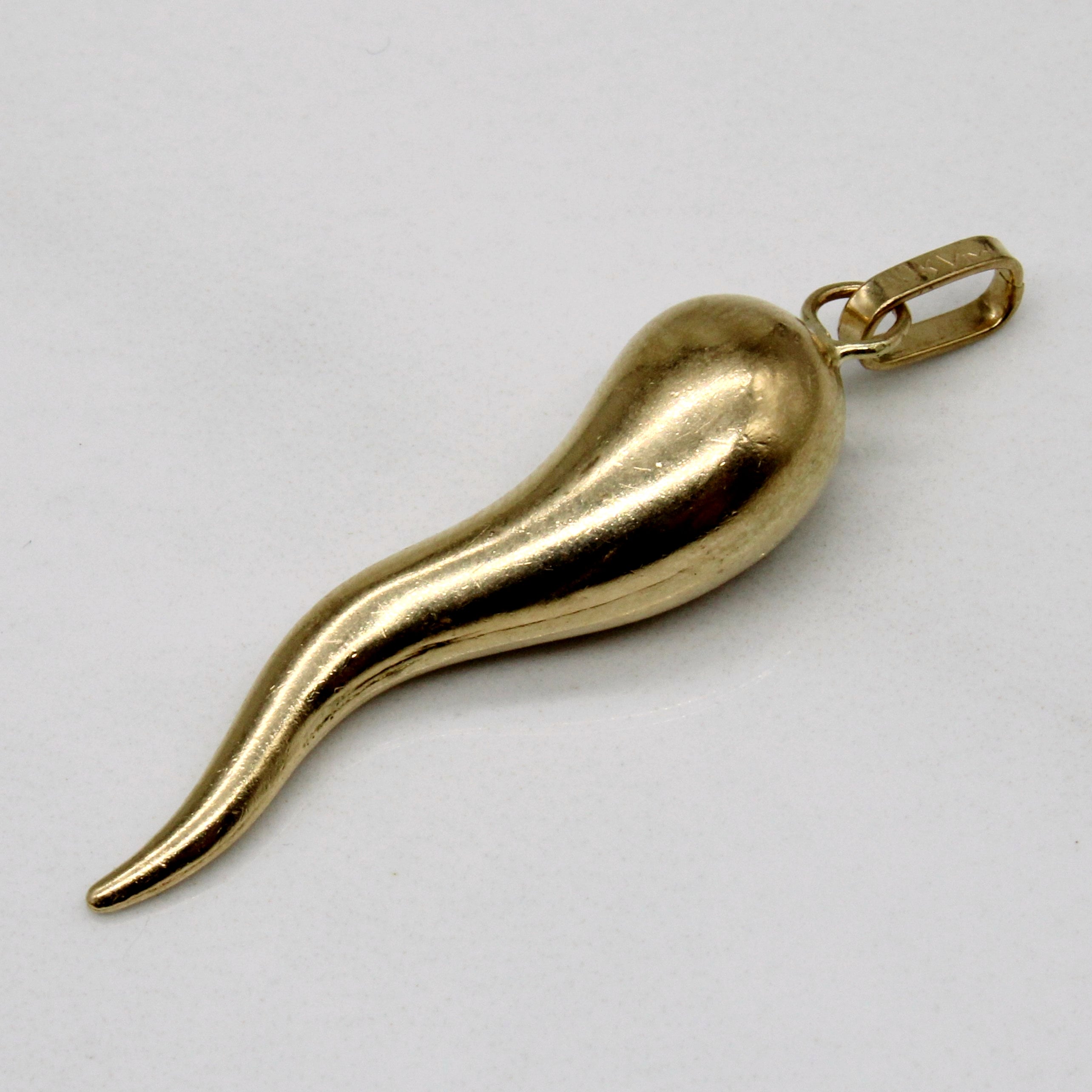 Breloque Cornicello en or jaune 10 carats 