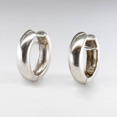 14k White Gold Huggie Earrings |