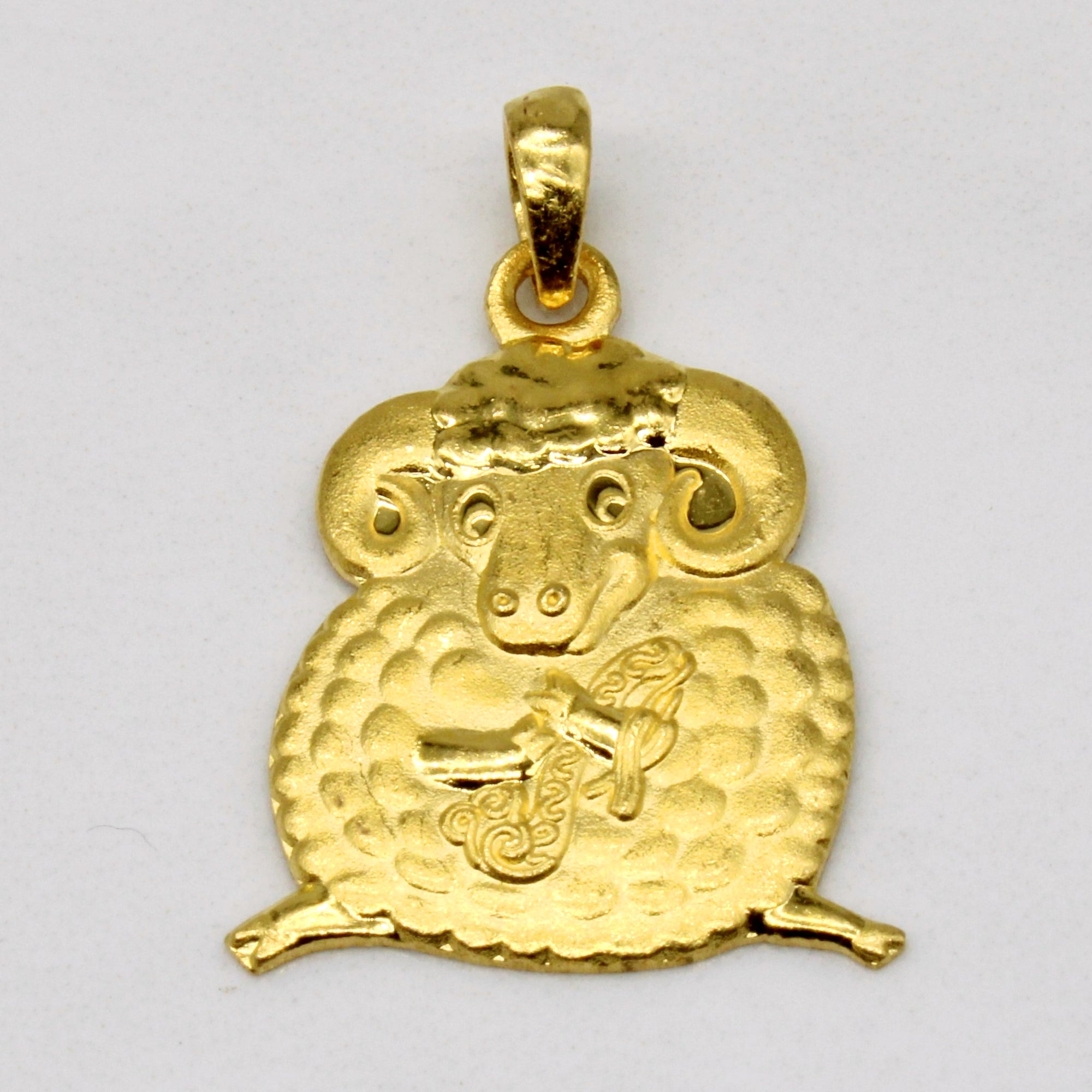 24k Yellow Gold Chinese Ram Pendant