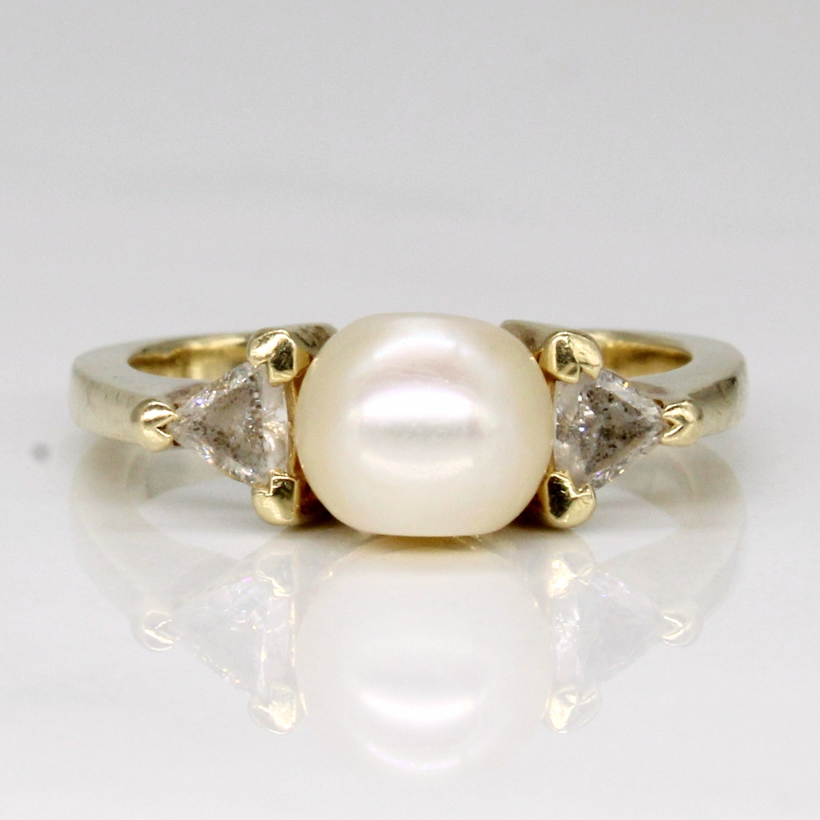 Pearl & Diamond Ring | 0.34ctw | SZ 8.25 |