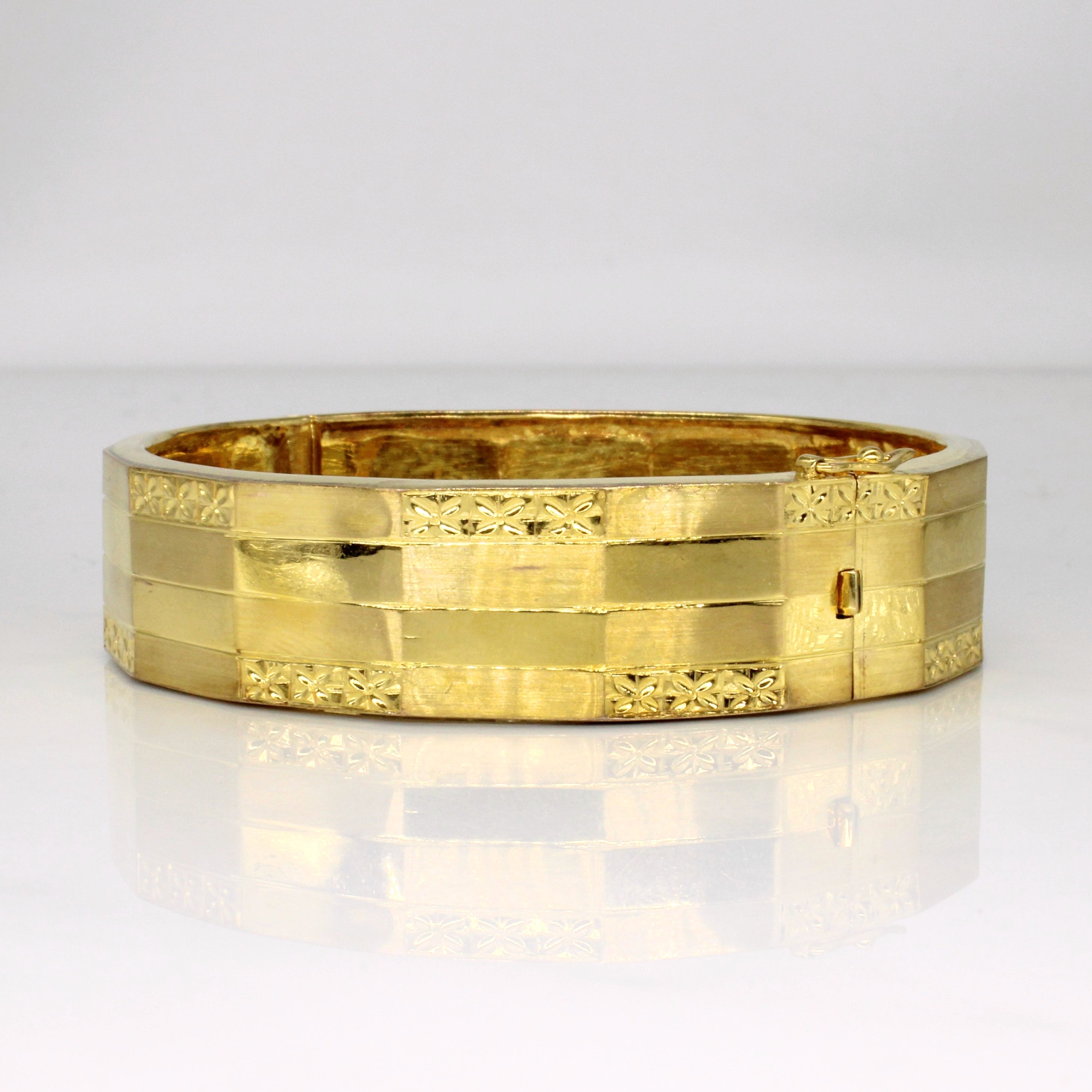 18k Yellow Gold Bangle | 7.5" |