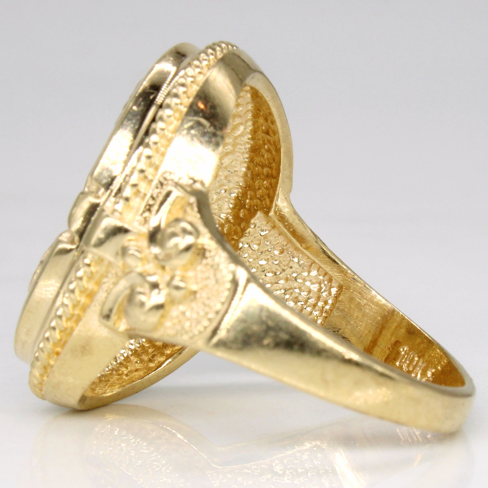 10k Yellow Gold Portrait Ring | SZ 7.75 |