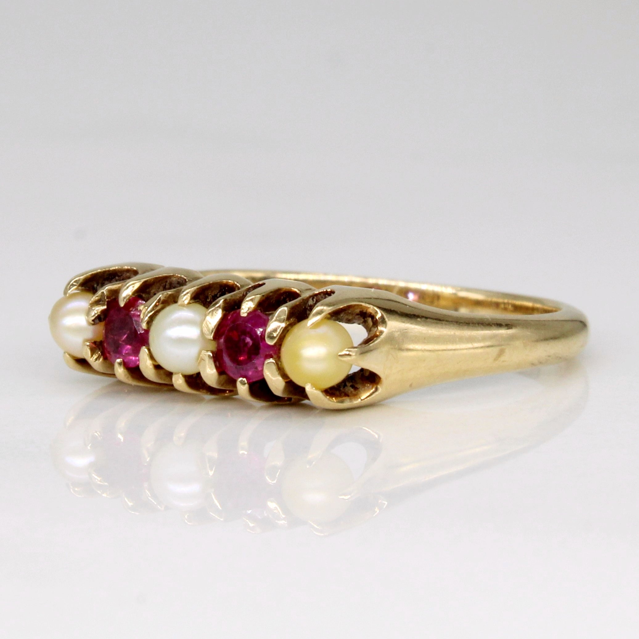 Imitation Pearl & Synthetic Ruby Ring | 0.18ctw | SZ 6.5 |