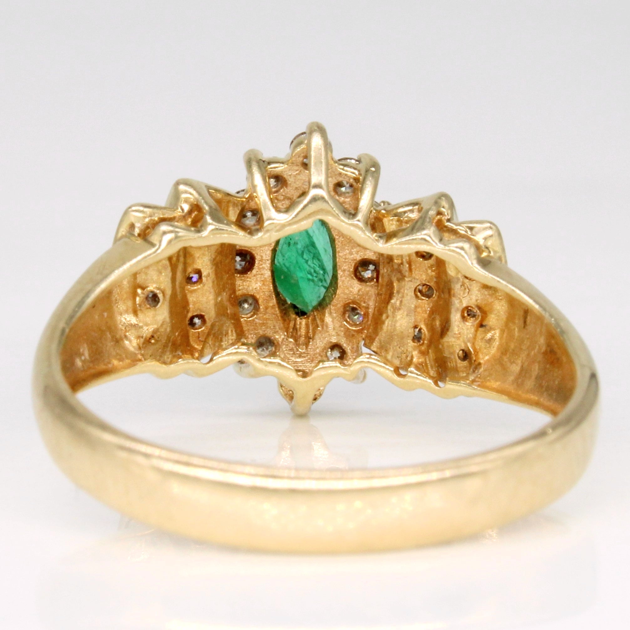 Diamond & Emerald Cocktail Ring | 0.50ctw, 0.14ct | SZ 7.75 |
