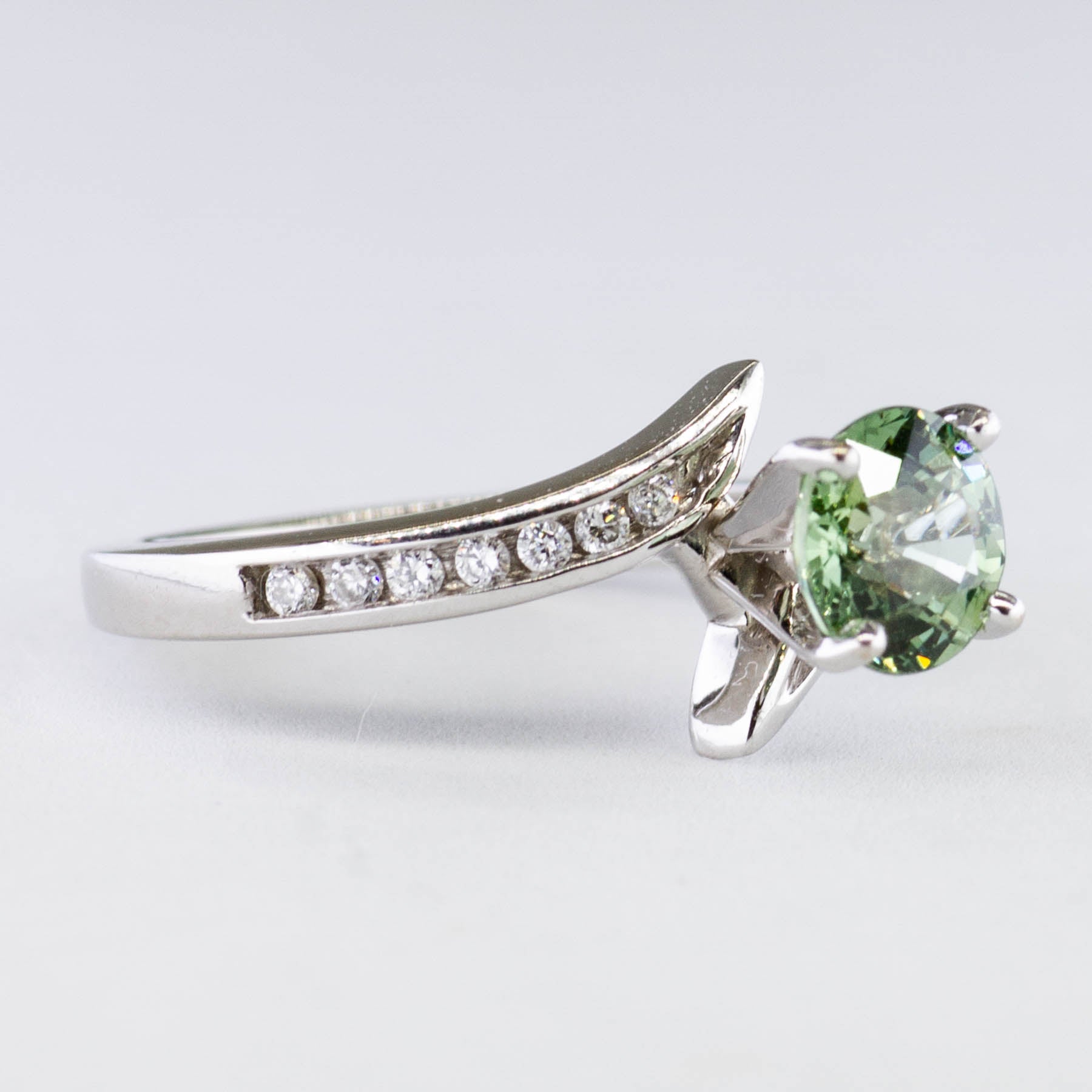 Green Sapphire & Diamond Bypass Ring | 1.01ct | SZ 4 |