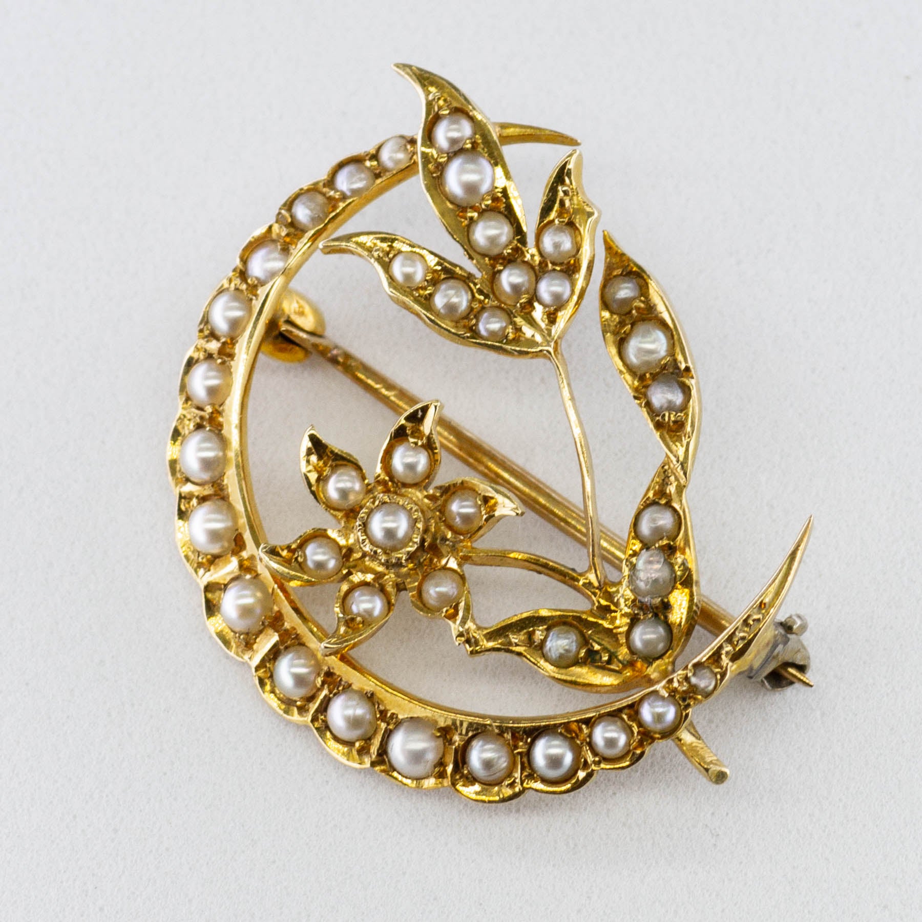 Art Nouveau Seed Pearl Brooch | 0.50ctw |