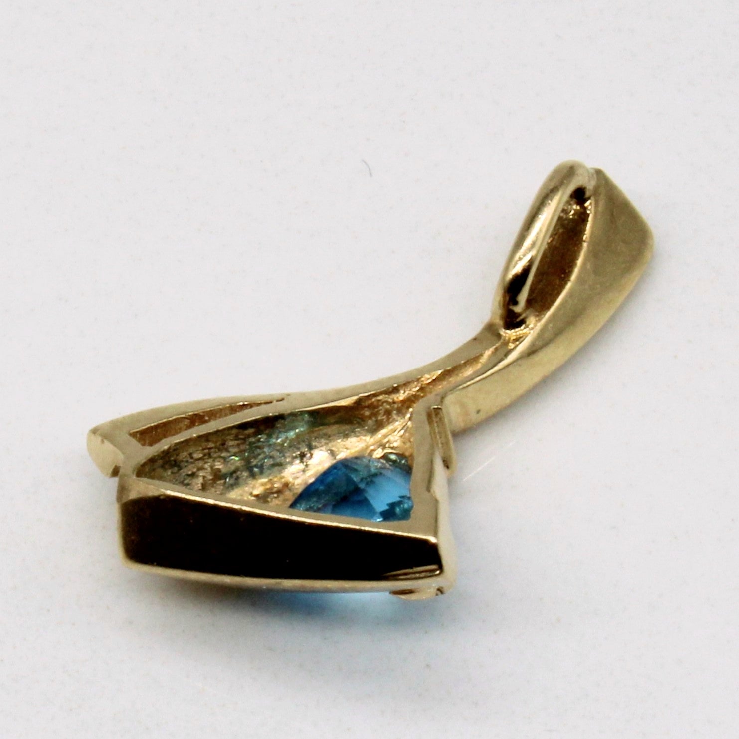 Blue Topaz & Diamond Pendant | 0.80ct, 0.04ctw |