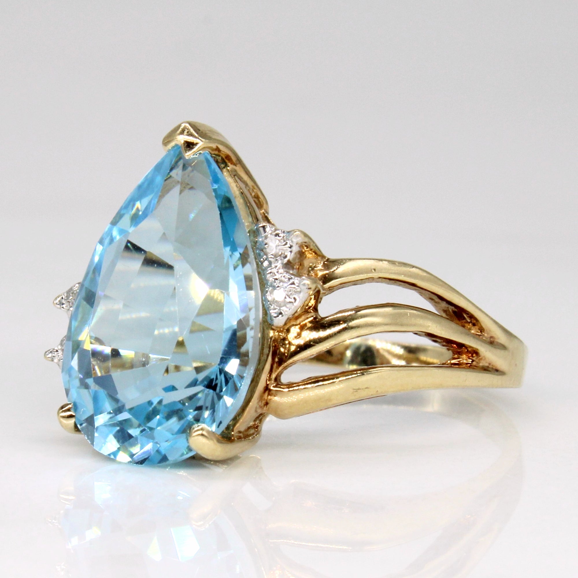 Blue Topaz & Diamond Cocktail Ring | 6.35ct, 0.02ctw | SZ 6.75 |