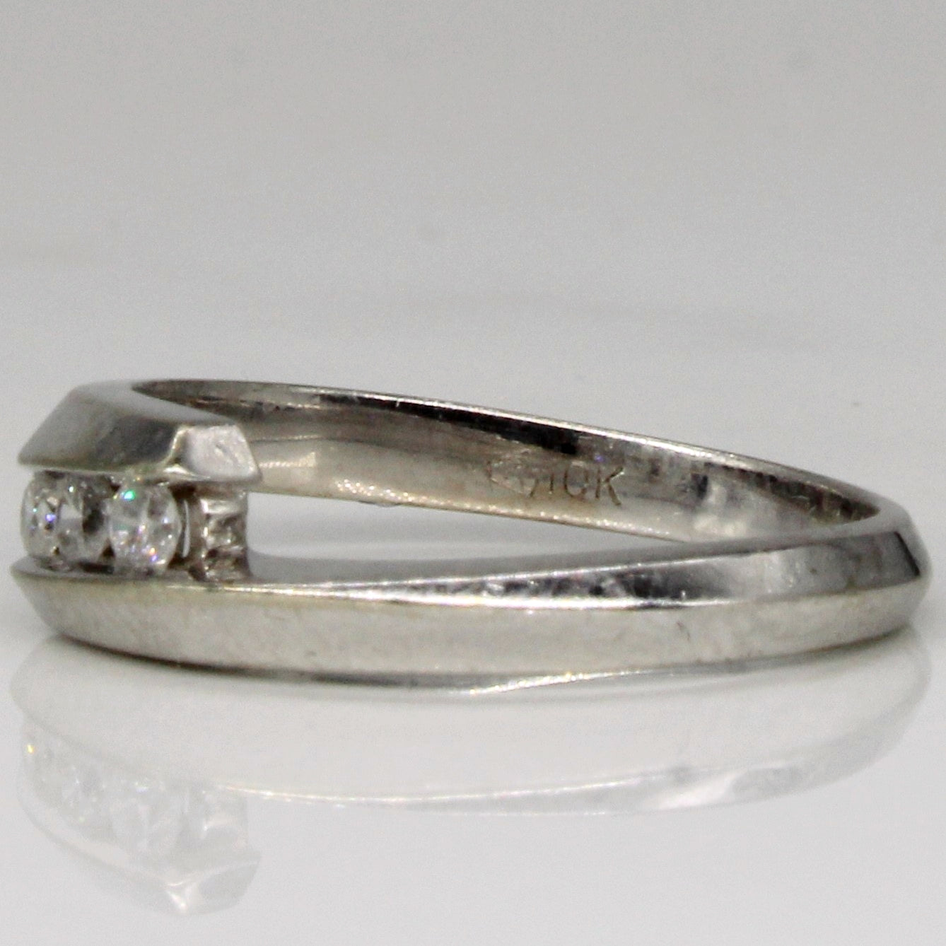 Channel Set Diamond Ring | 0.12ctw | SZ 5 |