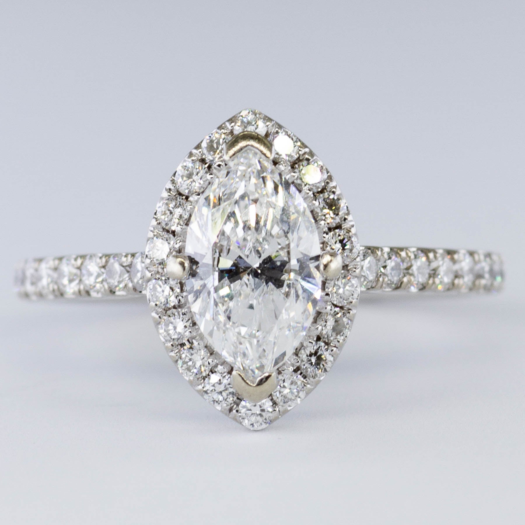 Bague de fiançailles en diamant taille marquise certifié GIA | 1,48 ct | VS1 E | Taille 8,75 | 