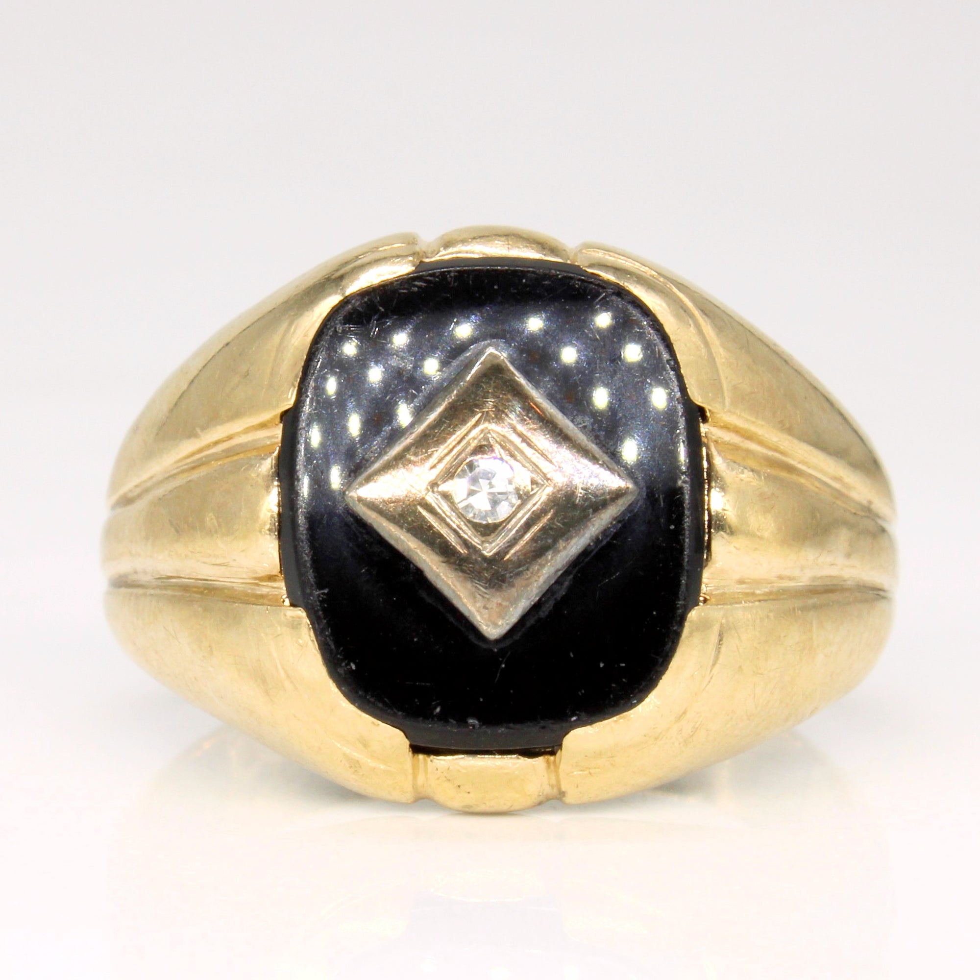 Onyx & Diamond Ring | 3.20ct, 0.02ct | SZ 9.75 |