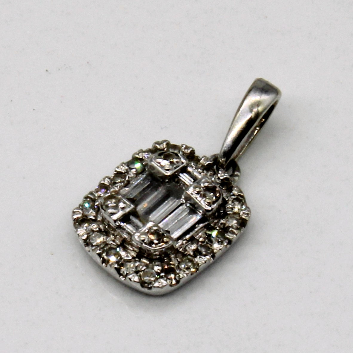 Diamond Pendant | 0.23ctw |