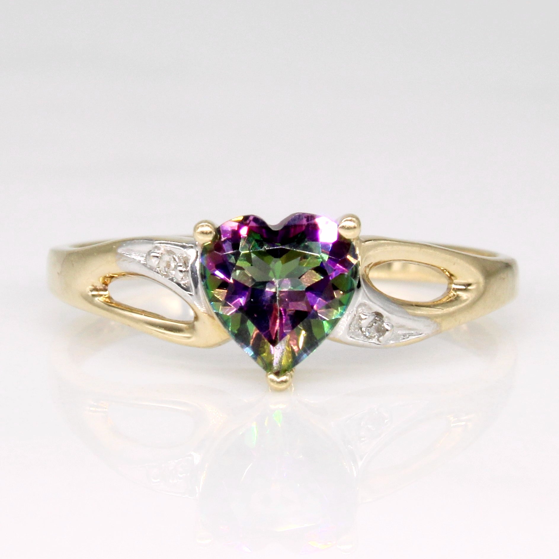 Bague cocktail en topaze mystique et diamants | 0,85 ct, 0,01 ct au total | Taille 6,75 | 