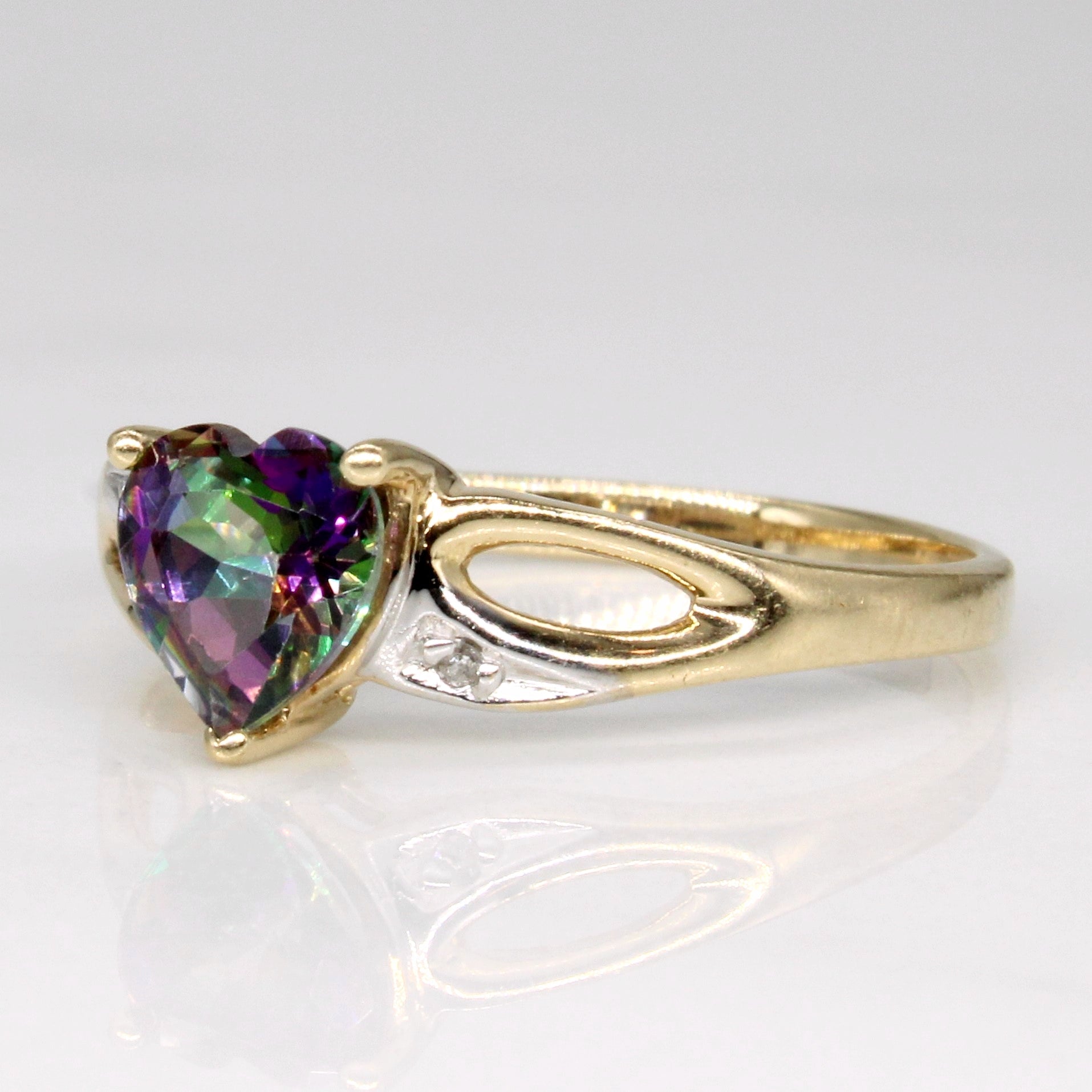 Bague cocktail en topaze mystique et diamants | 0,85 ct, 0,01 ct au total | Taille 6,75 | 