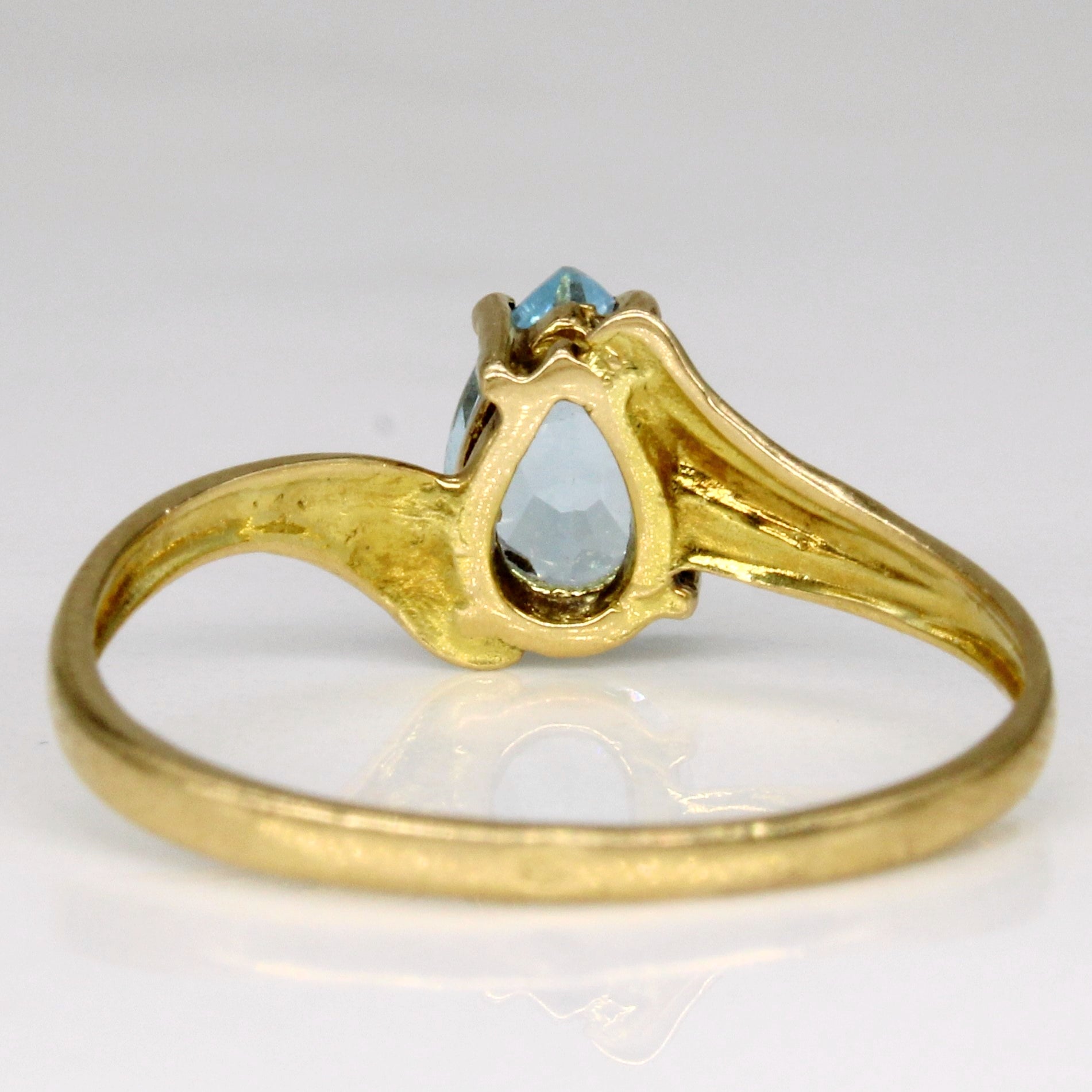 Blue Topaz Cocktail Ring | 0.75ct | SZ 6.5 |