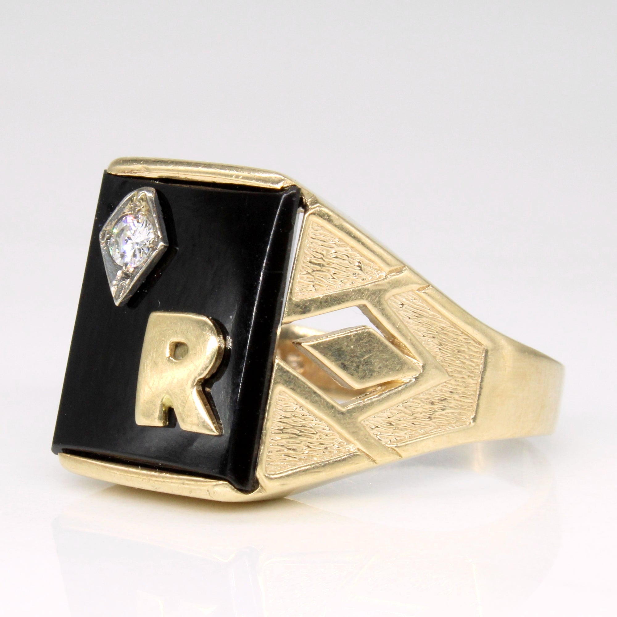 Onyx & Diamond 'R' Initial Ring | 4.90ct, 0.07ct | SZ 9.5 |