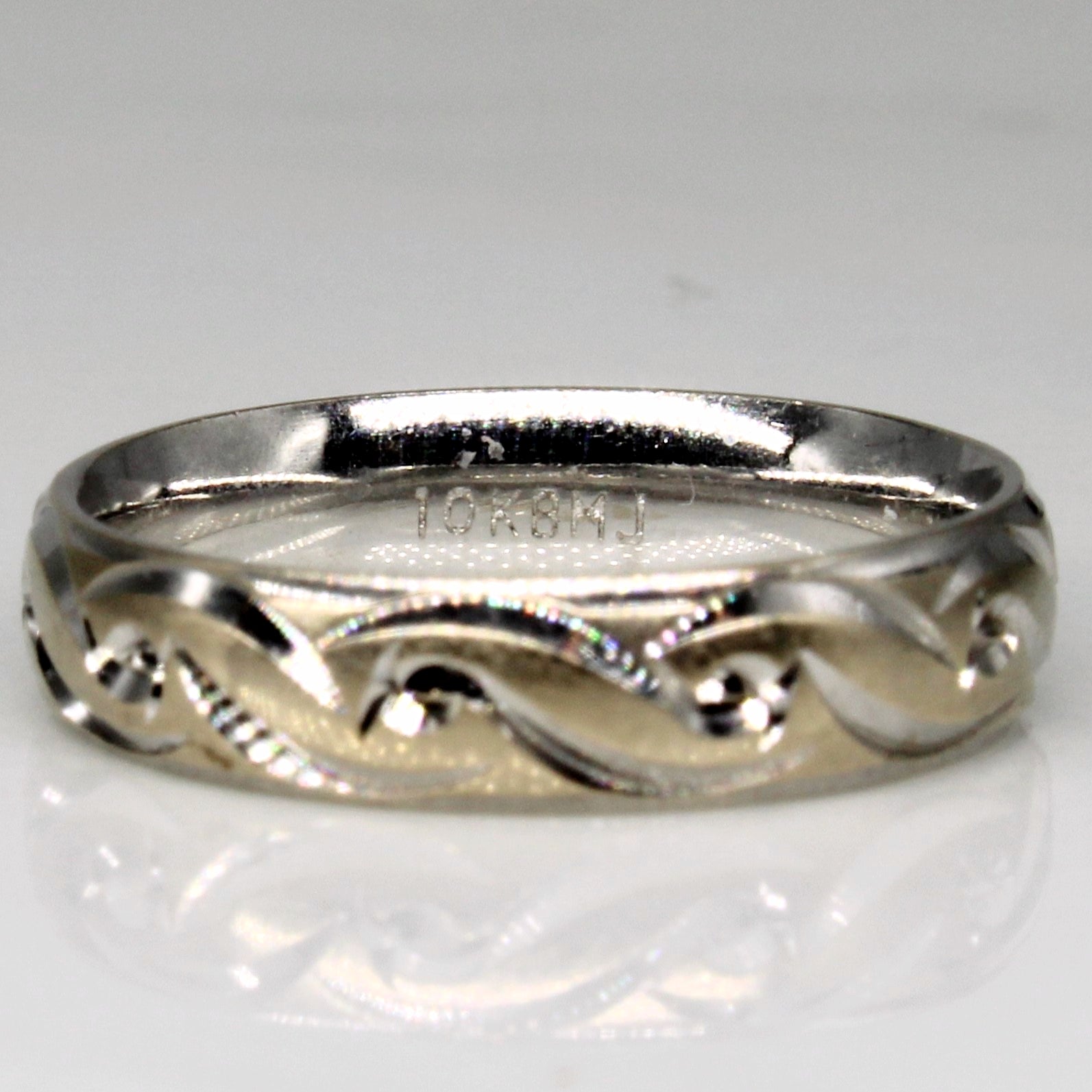10k White Gold Ring | SZ 4 |
