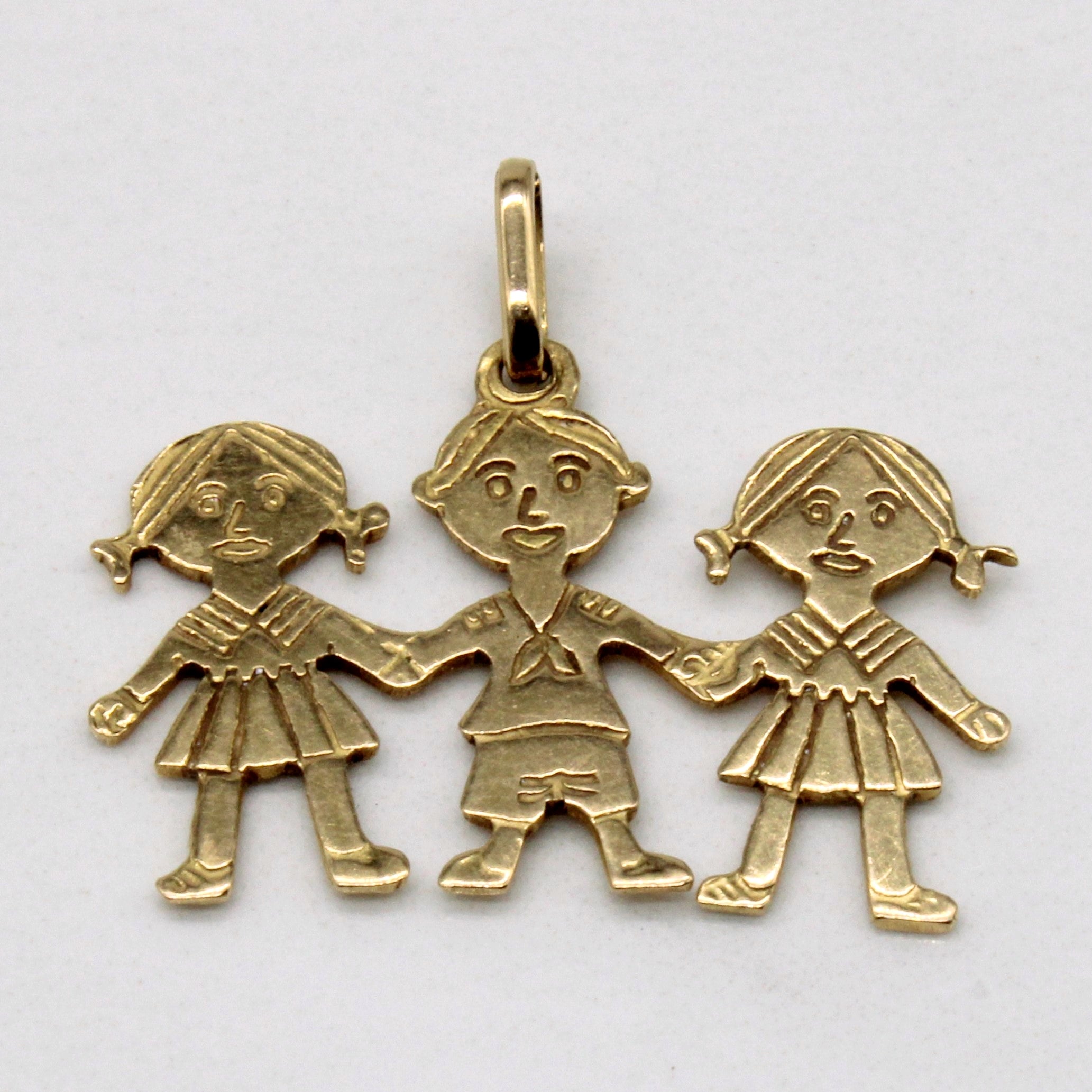 18k Yellow Gold Children Pendant